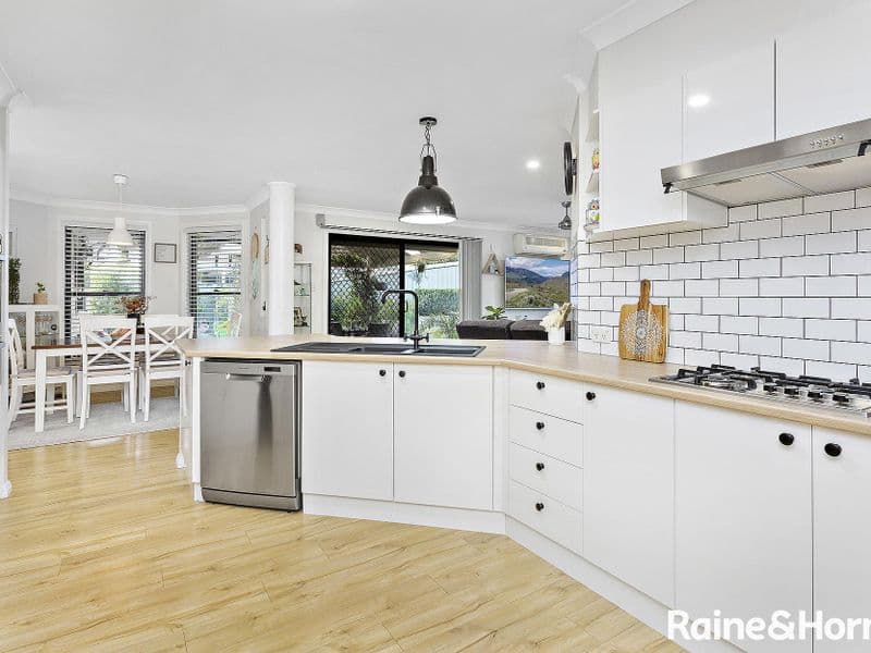 14 Shannon Drive, Albion Park, Albion Park - Thumbnail 3