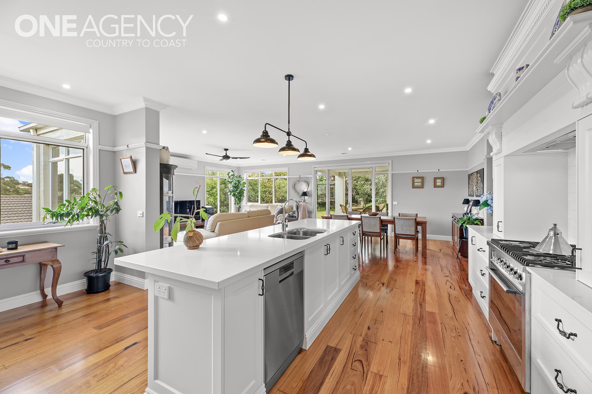 41 Myrtle Crescent, Warragul, Warragul - Thumbnail 2