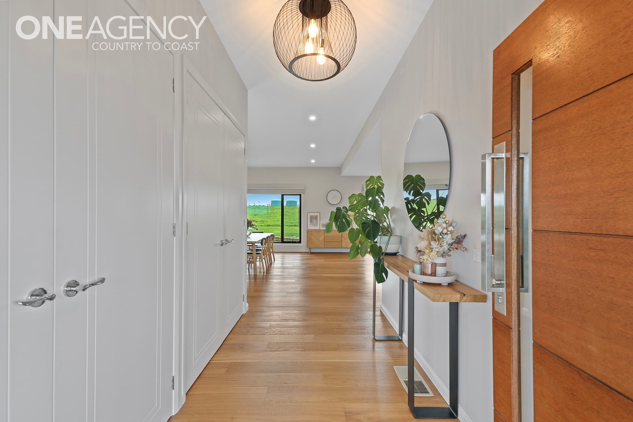 57 Wrights Road, Warragul South, Warragul South - Thumbnail 2
