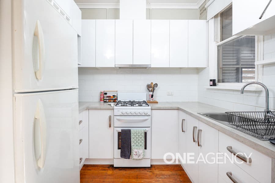 10 SPOONER Avenue, Mount Austin, Mount Austin - Thumbnail 4