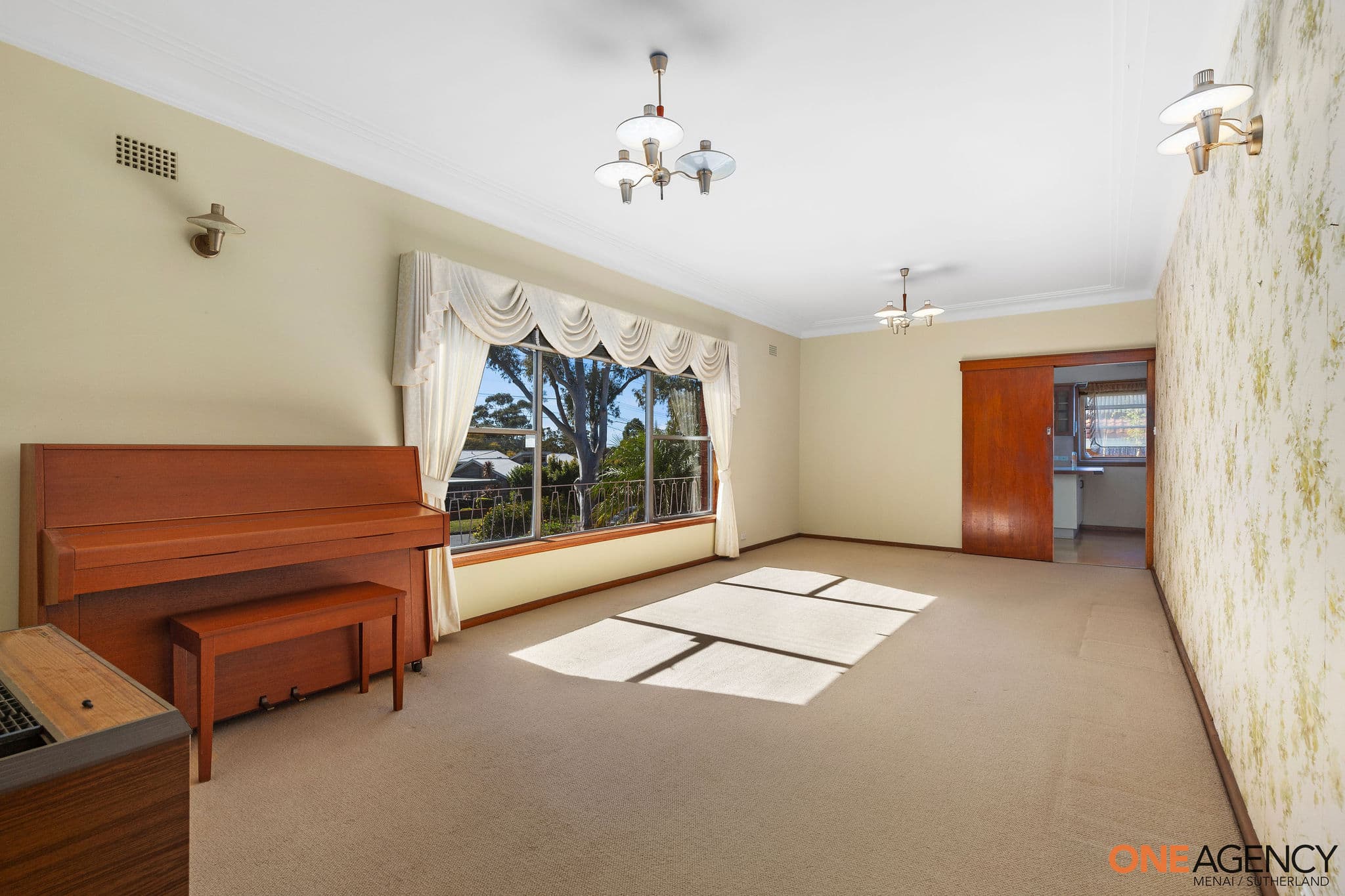 18 Johnston Avenue, Kirrawee, Kirrawee - Thumbnail 3