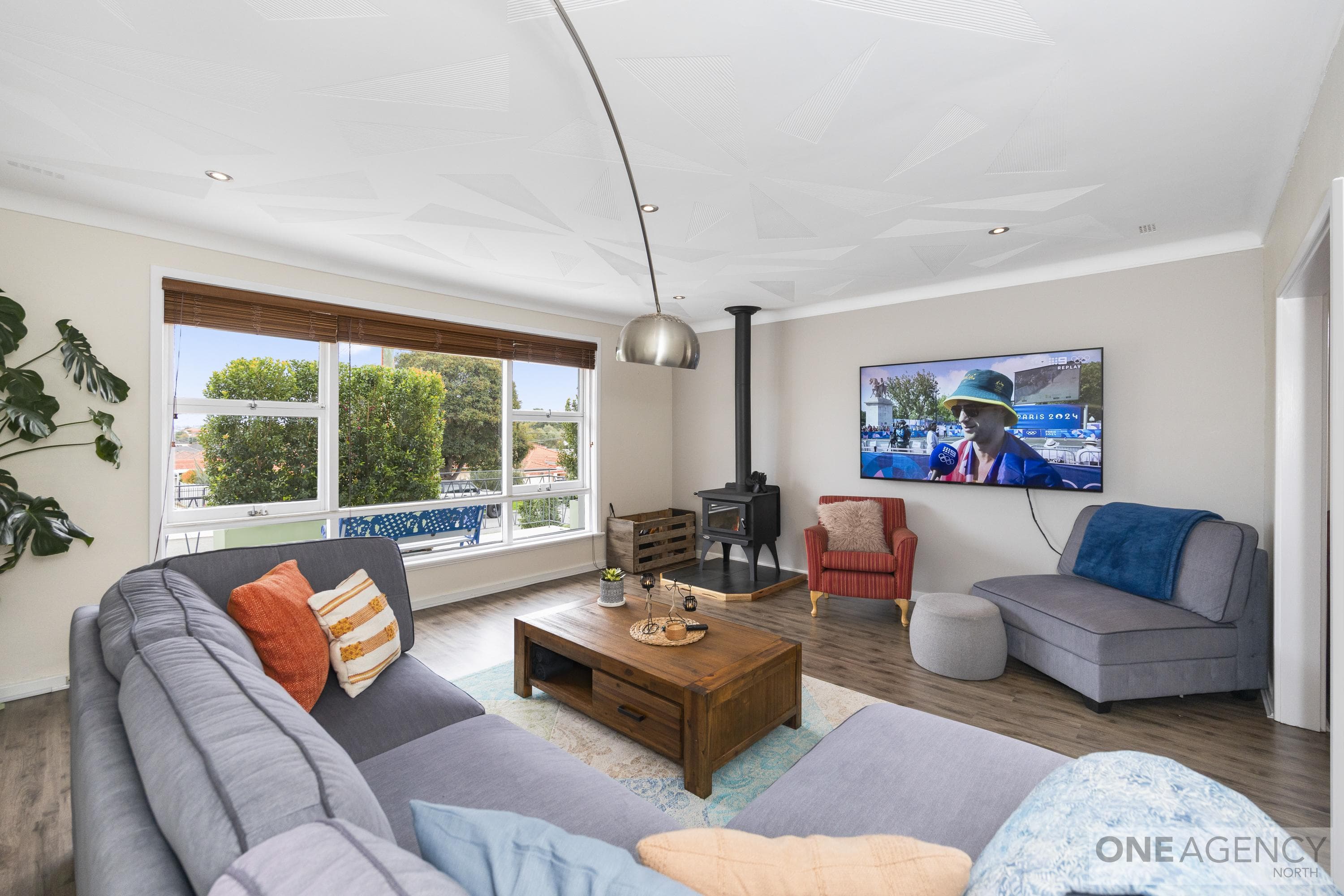 12 Wolya Place, Westminster, Westminster - Thumbnail 2