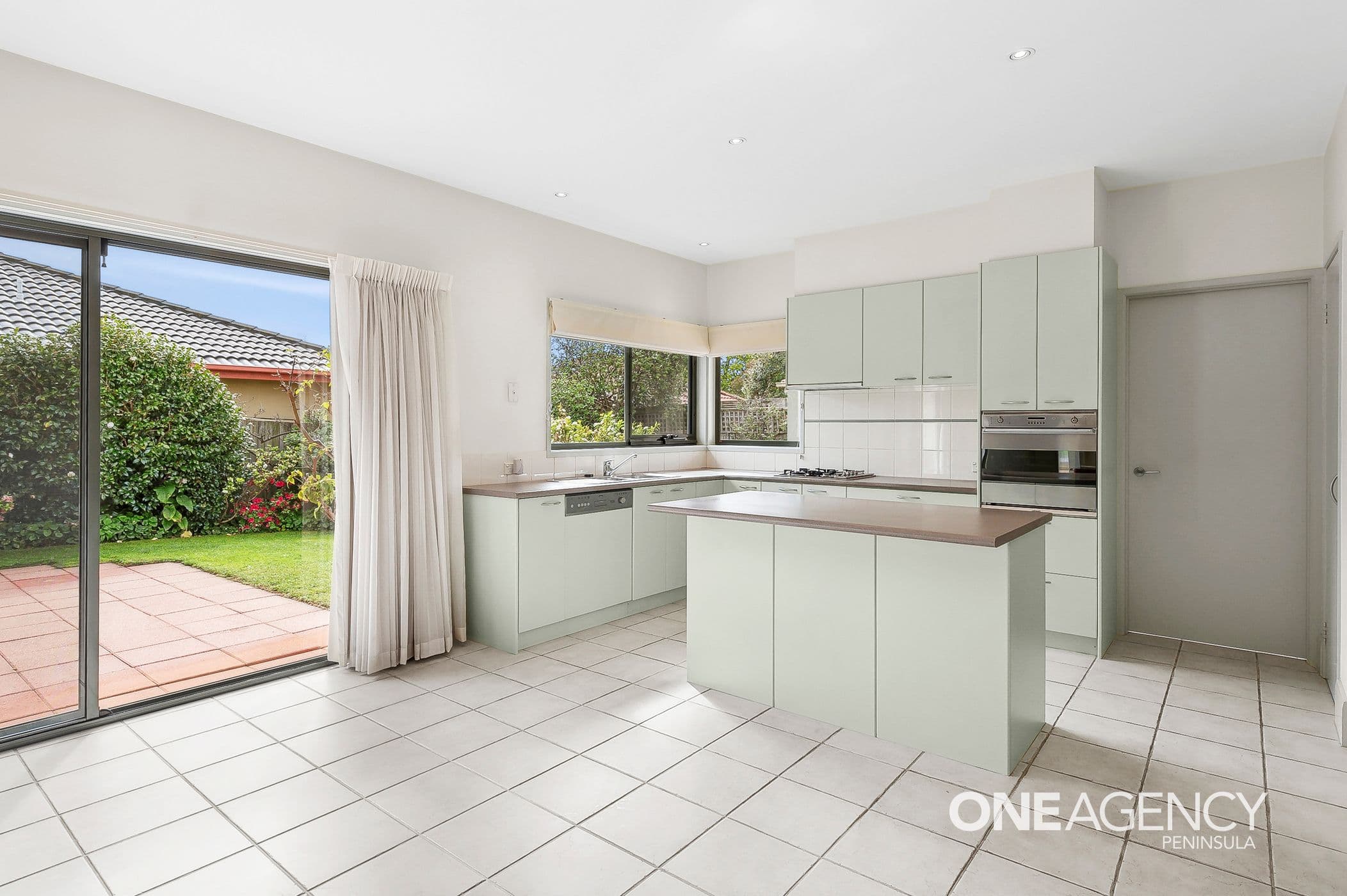 7 Stevenson Court, Mount Eliza, Mount Eliza - Thumbnail 4