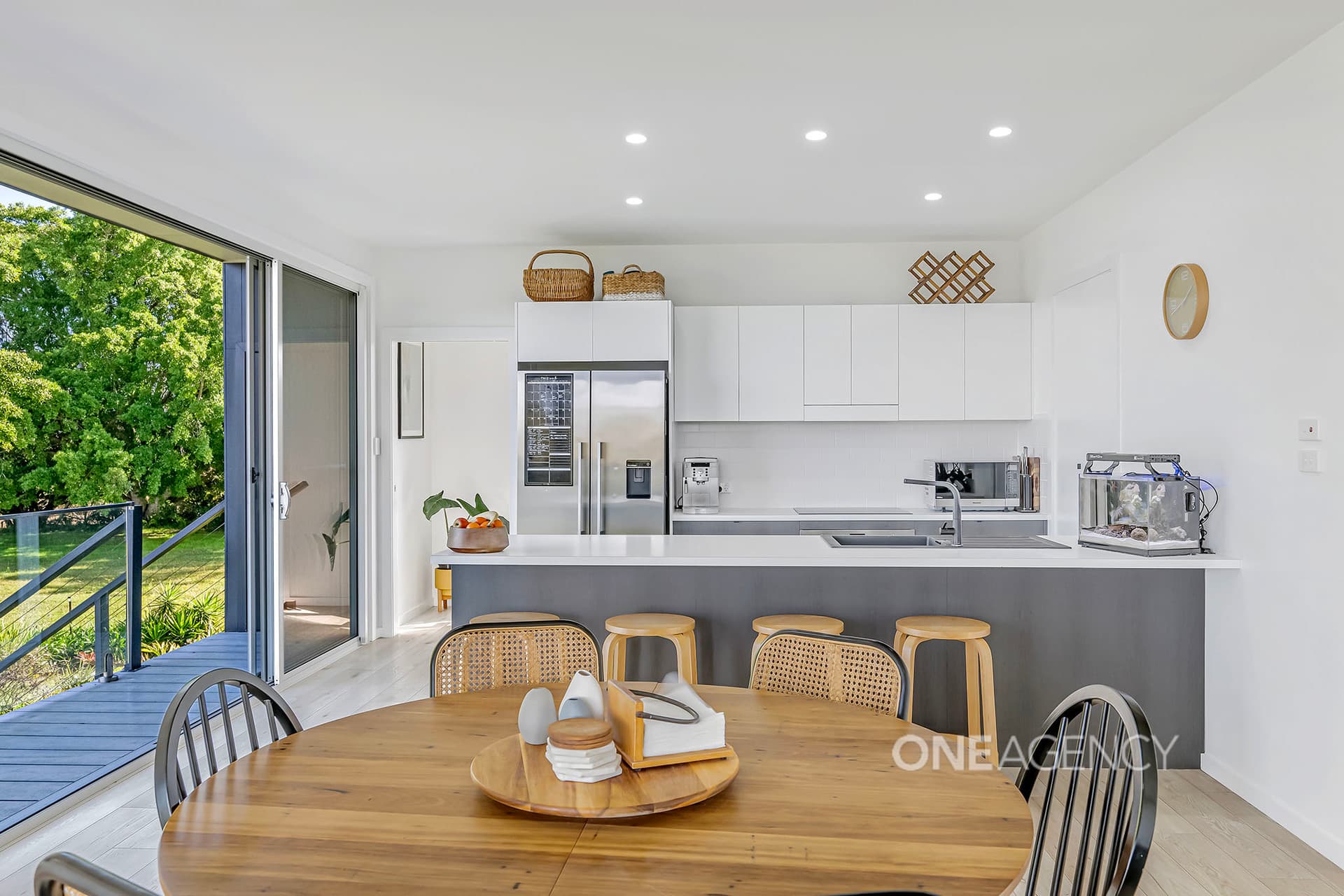 64 Shoreline Drive, North Shore, North Shore - Thumbnail 5