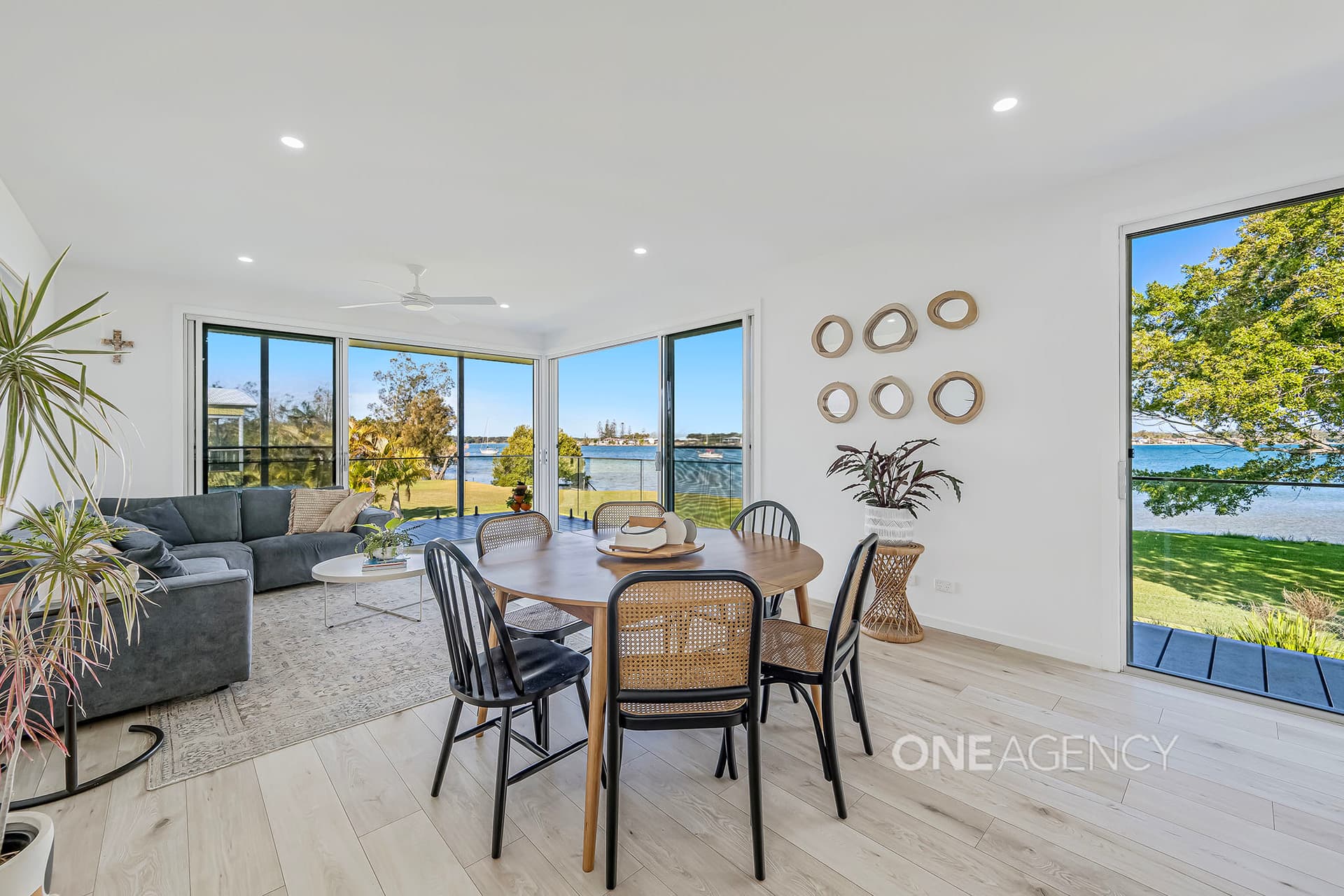64 Shoreline Drive, North Shore, North Shore - Thumbnail 7
