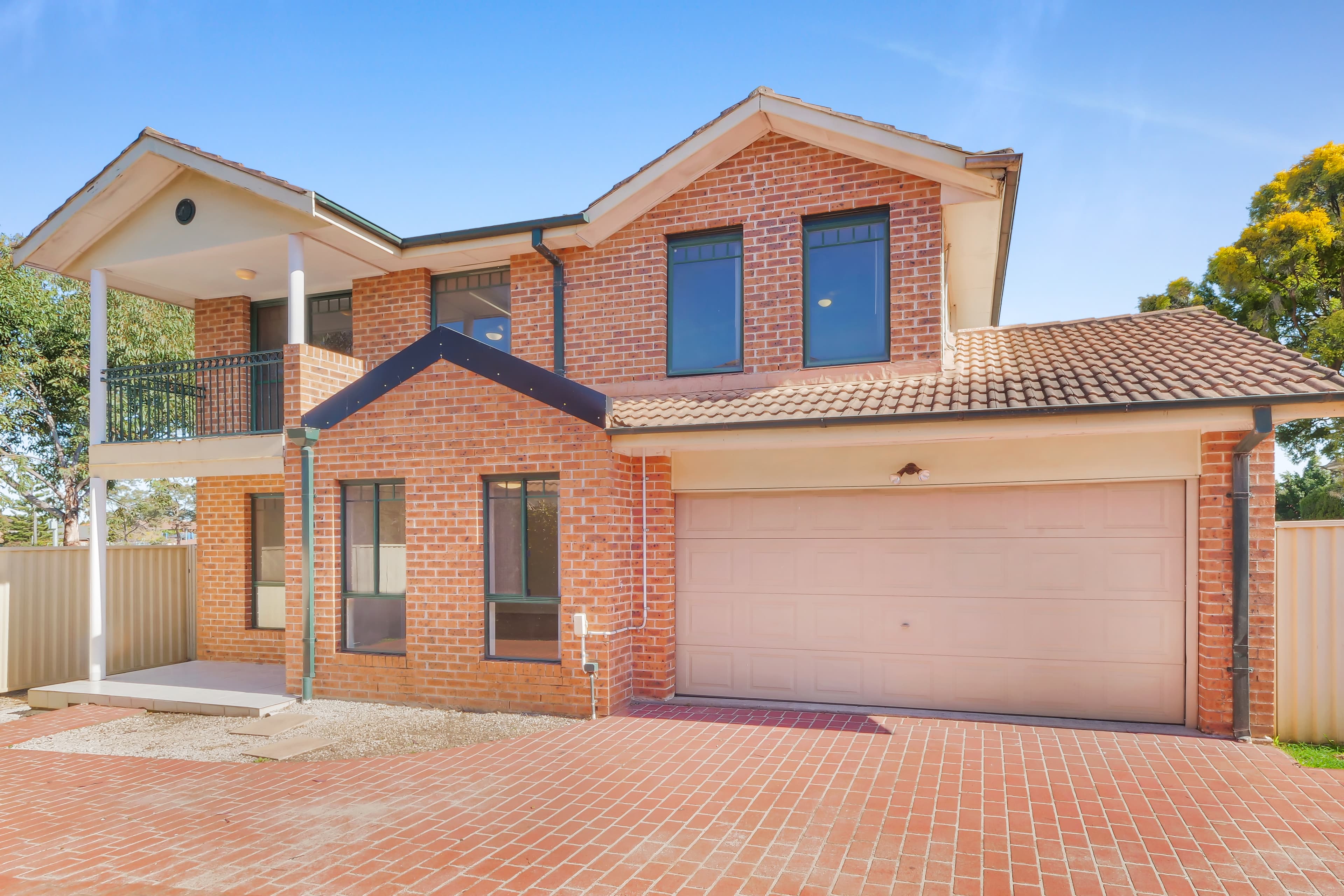 10/42 First Avenue, Hoxton Park, Hoxton Park - Image 1