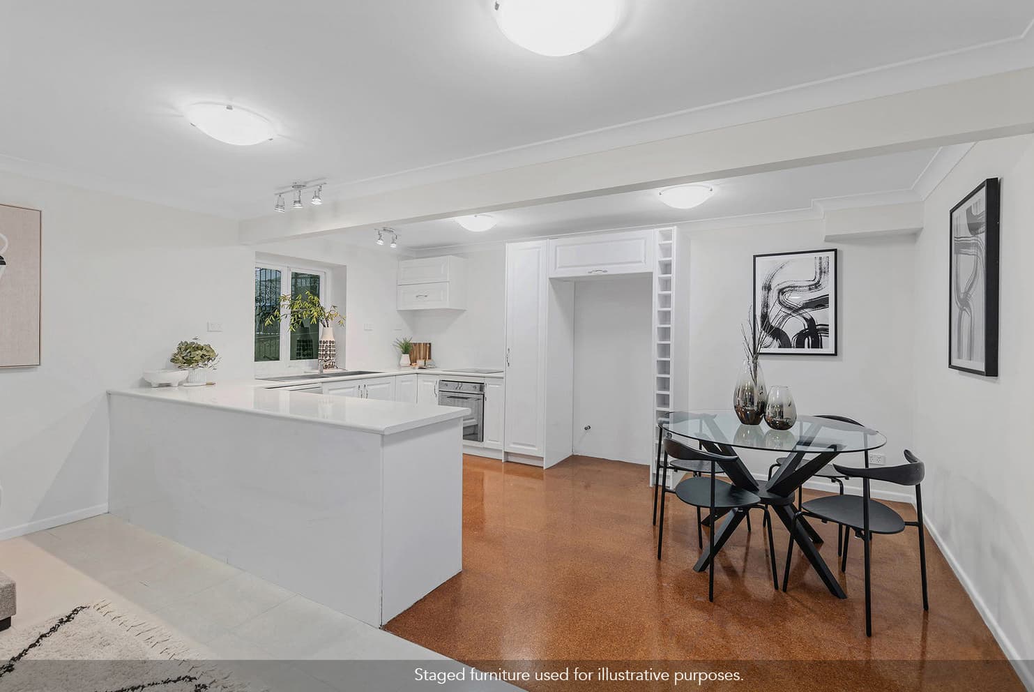 8 Valentia Street, Mansfield, Mansfield - Thumbnail 2