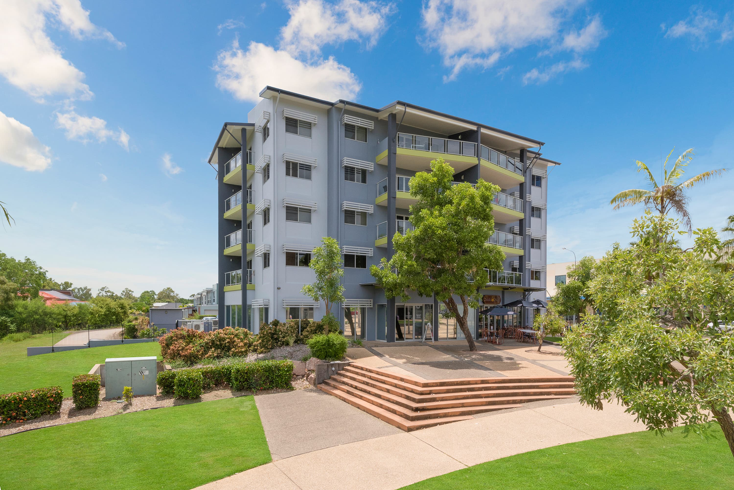 6/237-239 Riverside Boulevard, Douglas, Douglas - Thumbnail 2