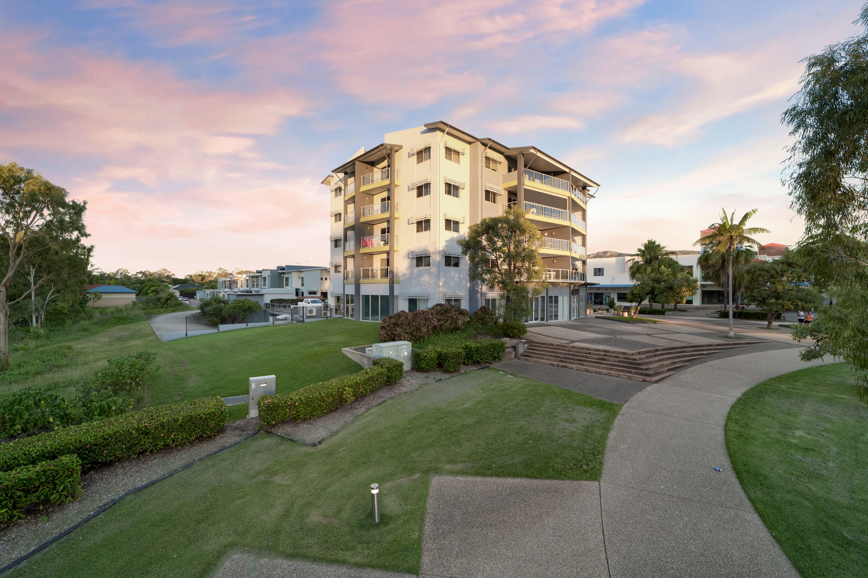 6/237-239 Riverside Boulevard, Douglas, Douglas - Thumbnail 8