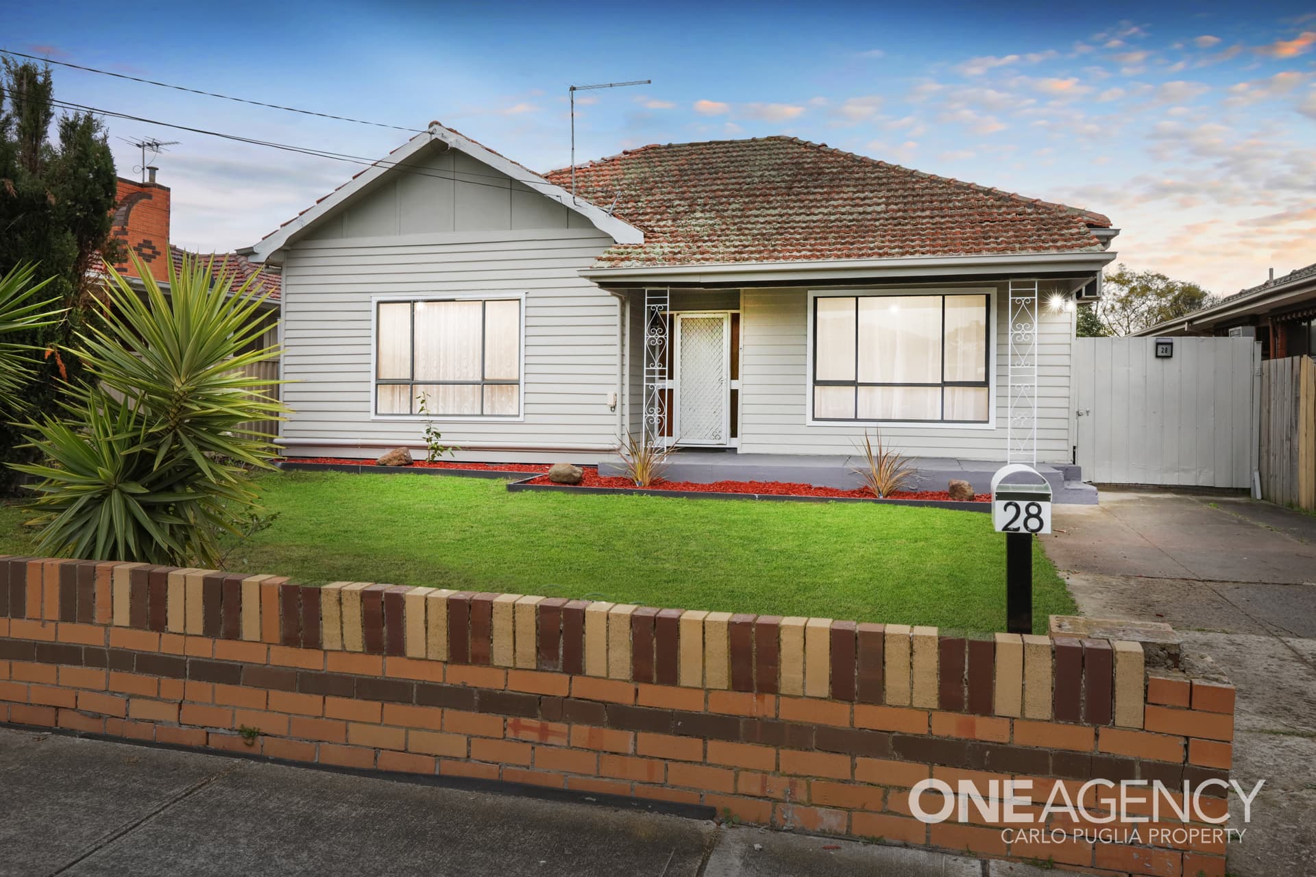 28 Hall Street, Sunshine West, Sunshine West - Image 1
