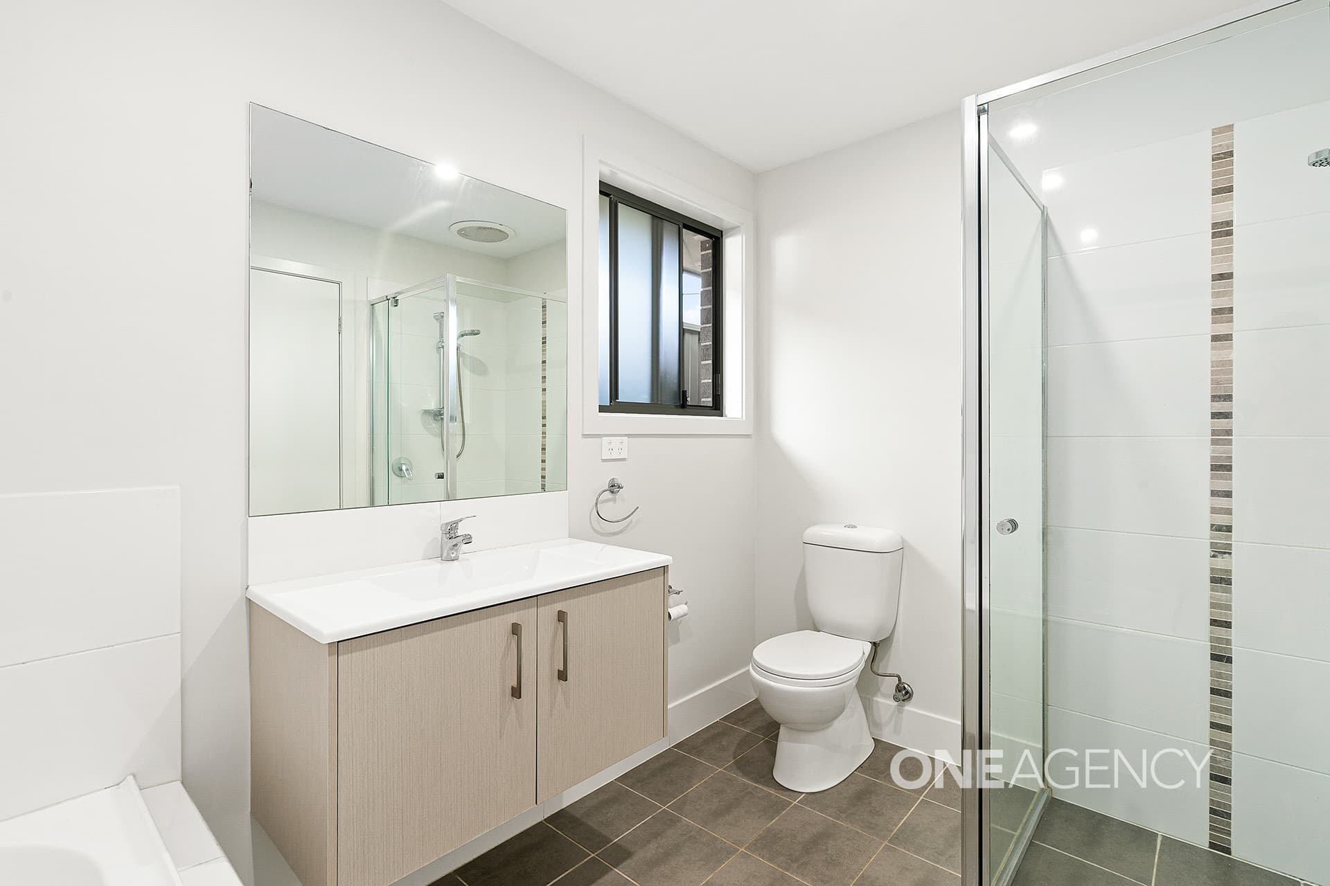 8 Gunbar Way, Nowra, Nowra - Thumbnail 8