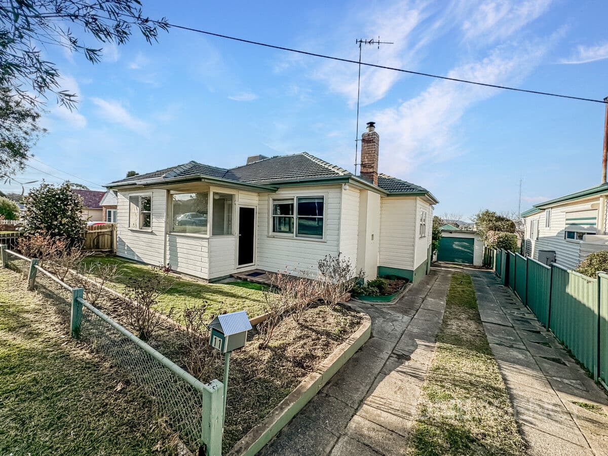 11 Elizabeth Street, Goulburn, Goulburn - Image 1