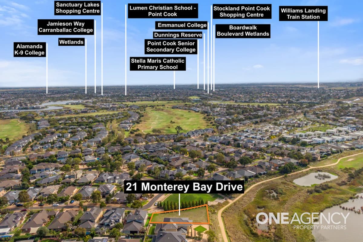 21 Monterey Bay Drive, Sanctuary Lakes, Sanctuary Lakes - Thumbnail 2