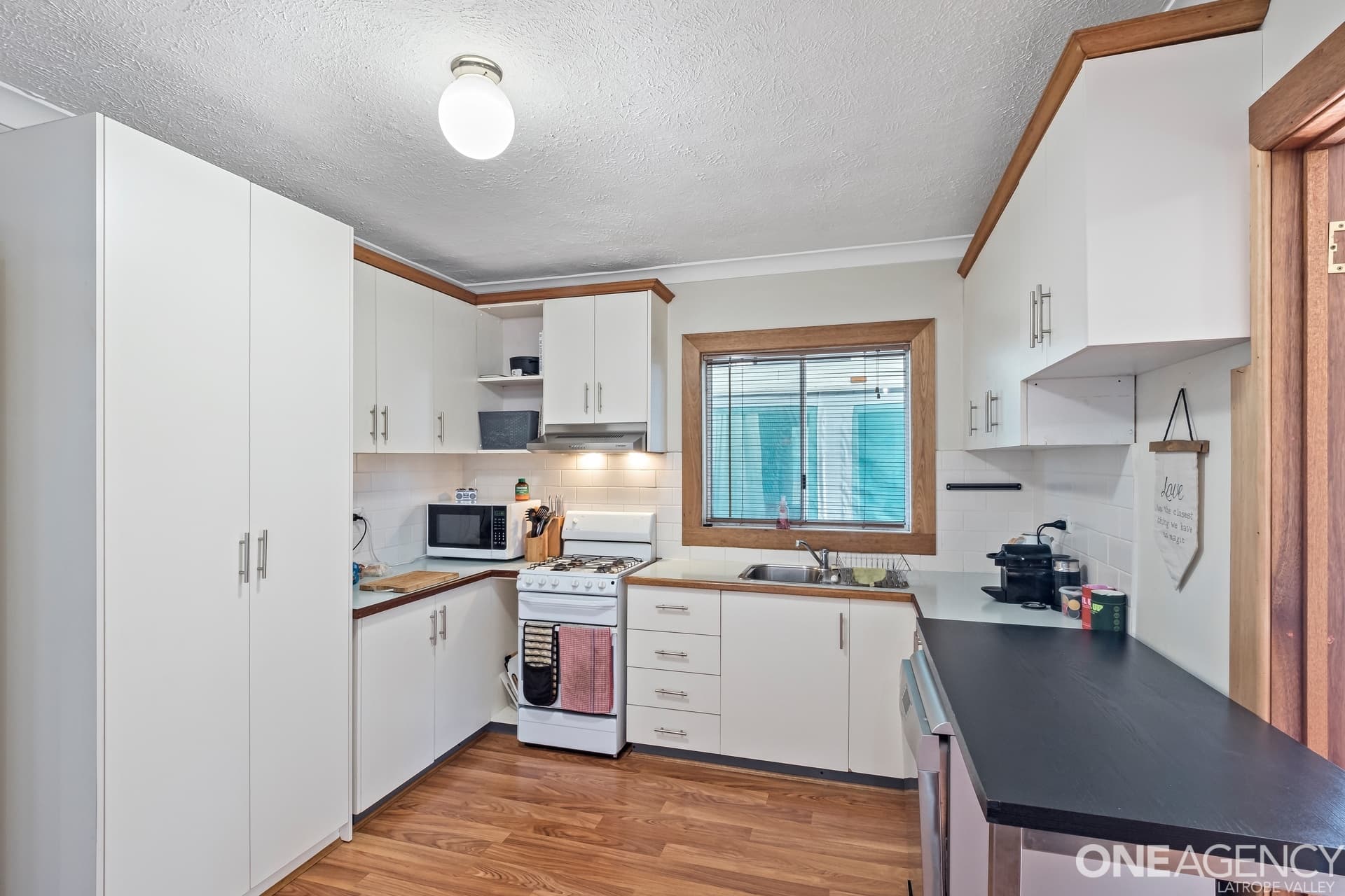 15 Barker Crescent, Traralgon, Traralgon - Thumbnail 4