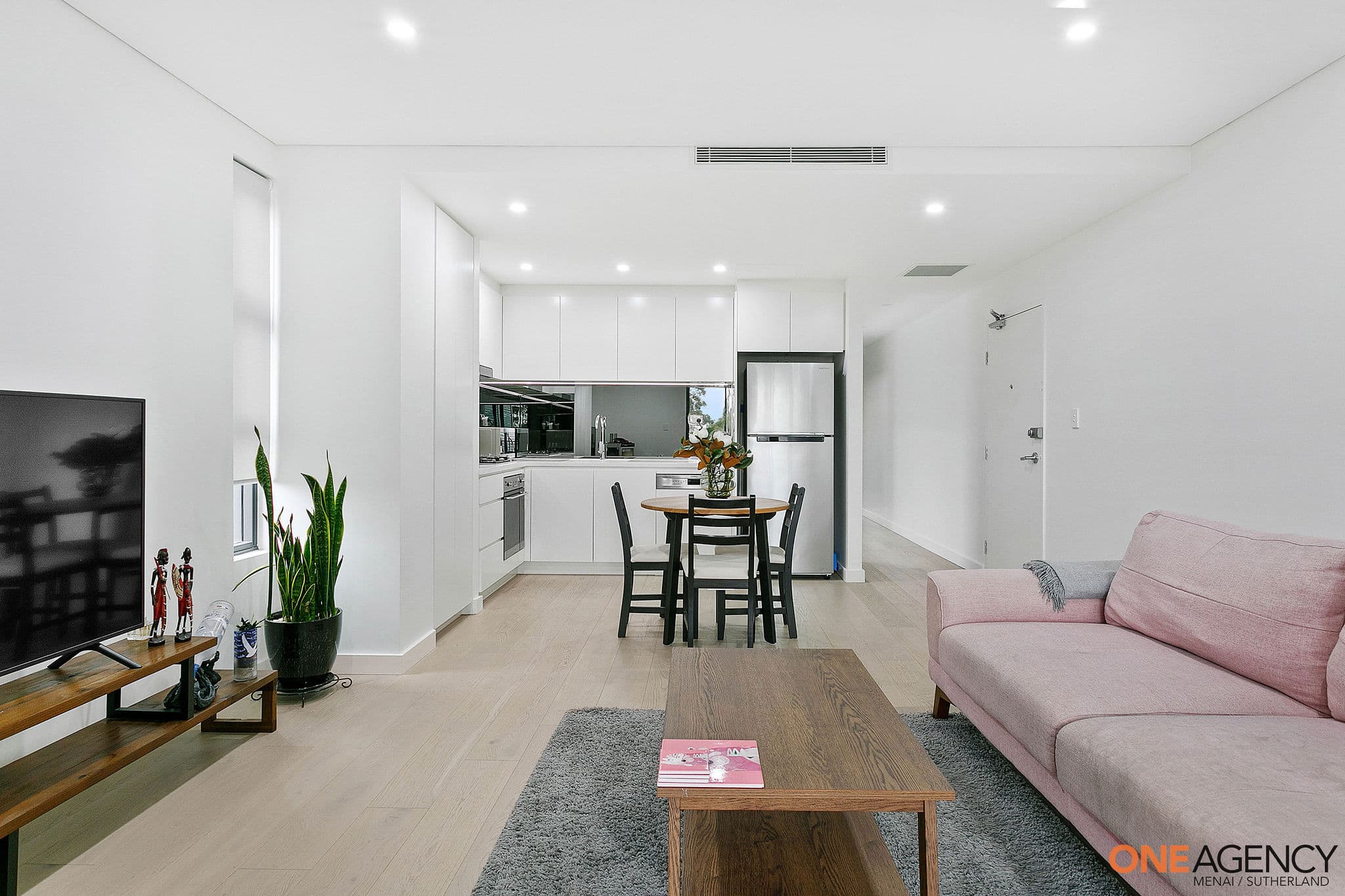 304/7 Acton Street, Sutherland, Sutherland - Thumbnail 2