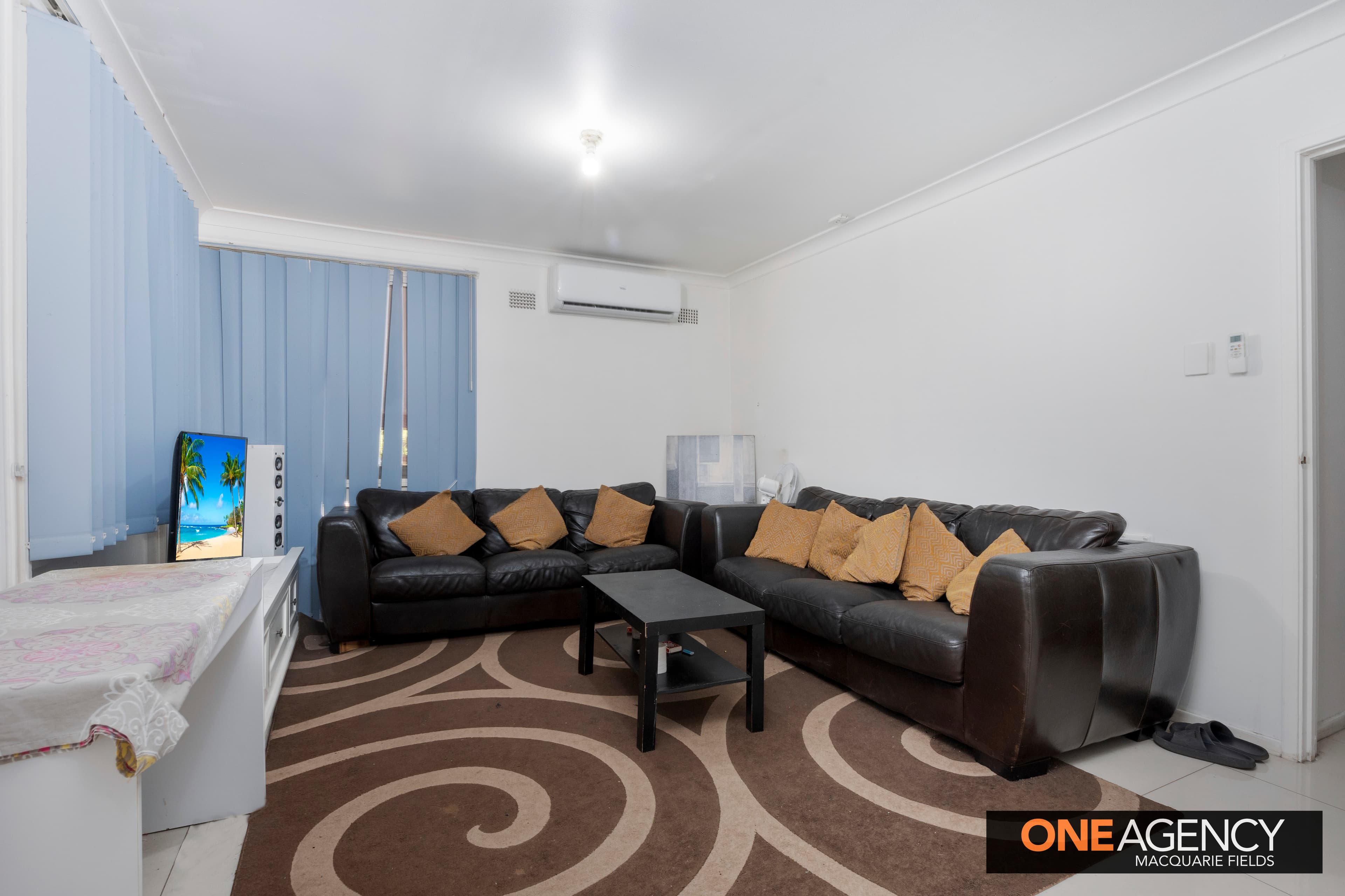 7 Hickory Place, Macquarie Fields, Macquarie Fields - Thumbnail 3