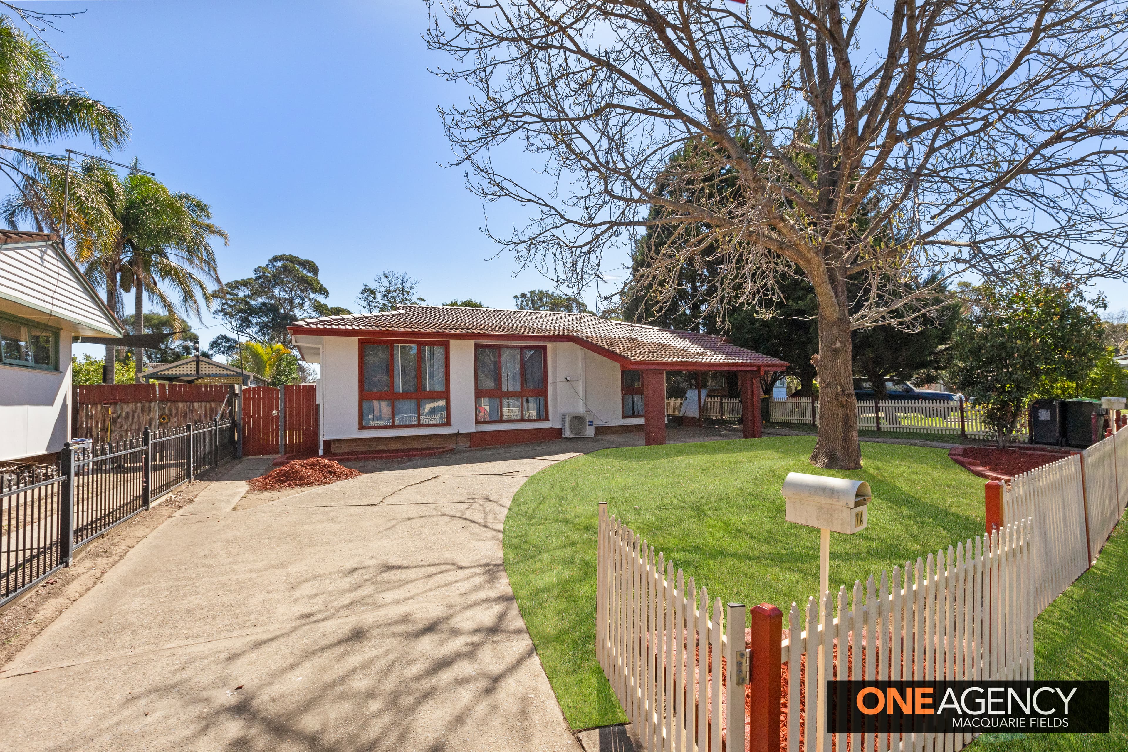 7 Hickory Place, Macquarie Fields, Macquarie Fields - Image 1