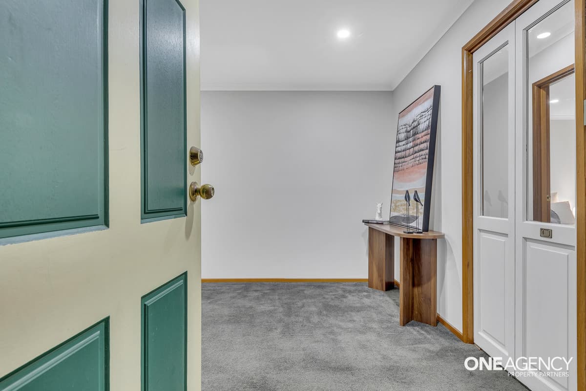 83 Ballan Road, Werribee, Werribee - Thumbnail 3