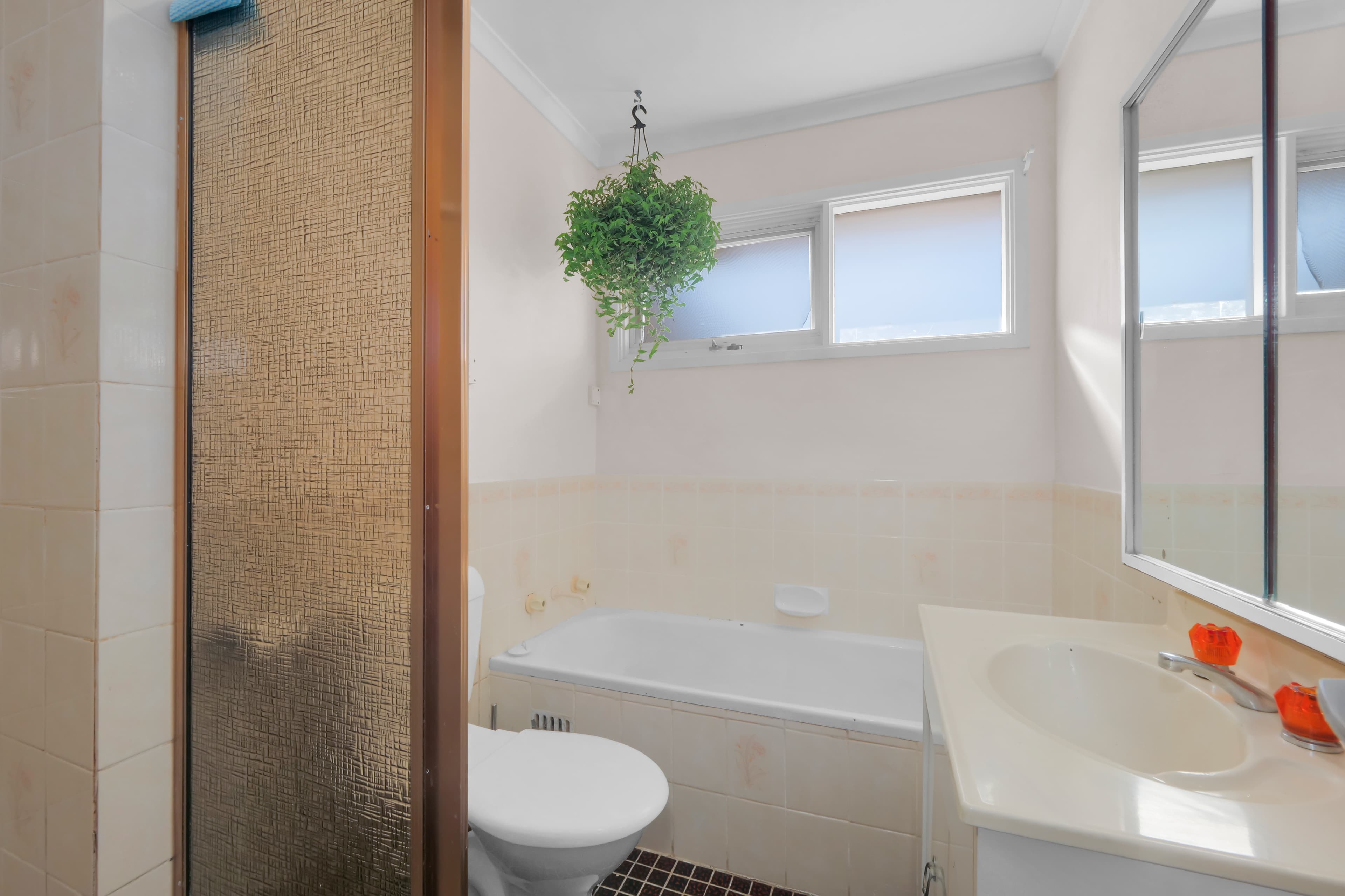 13 Manooka Crescent, Bradbury, Bradbury - Thumbnail 5