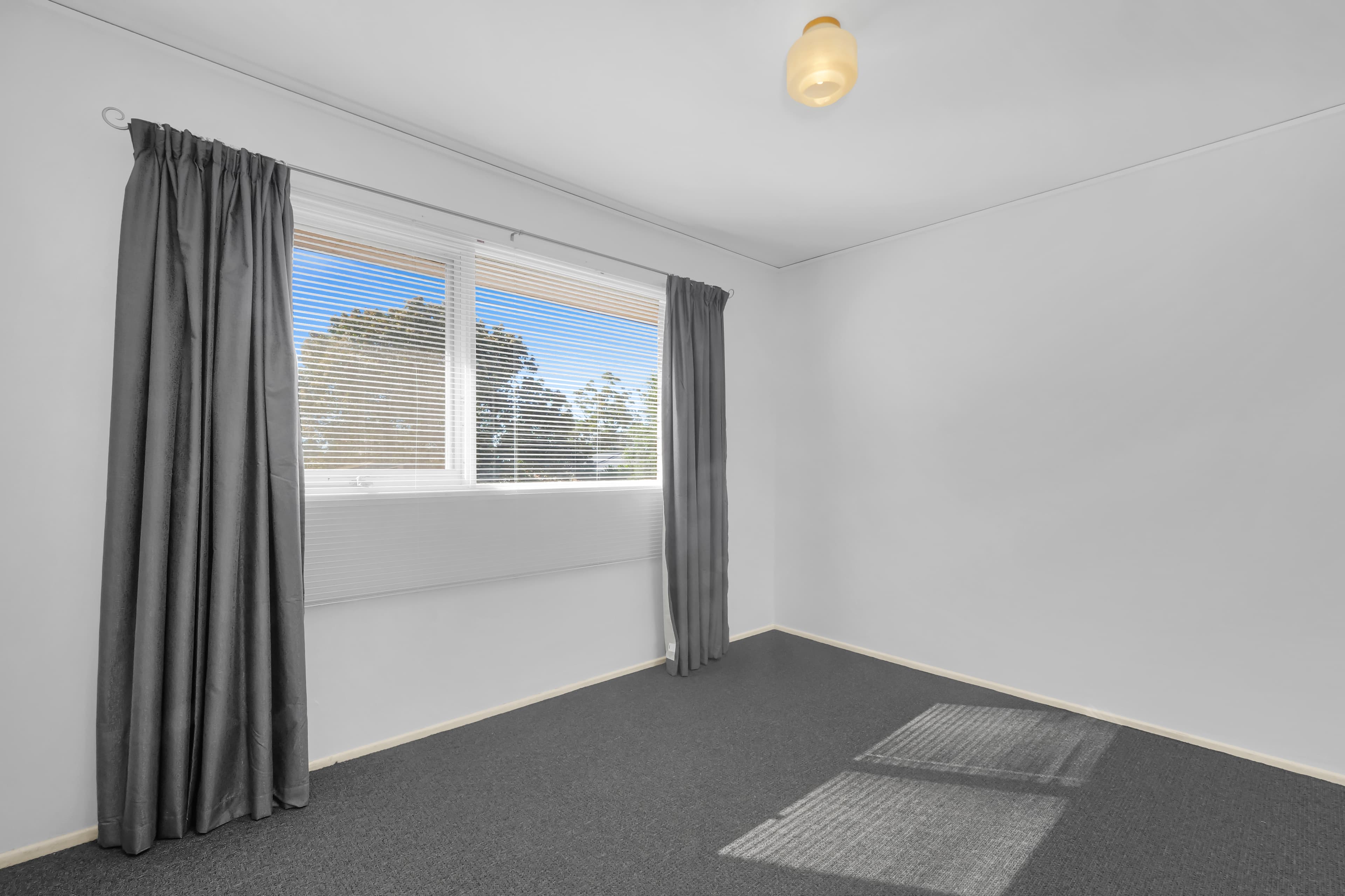 13 Manooka Crescent, Bradbury, Bradbury - Thumbnail 7