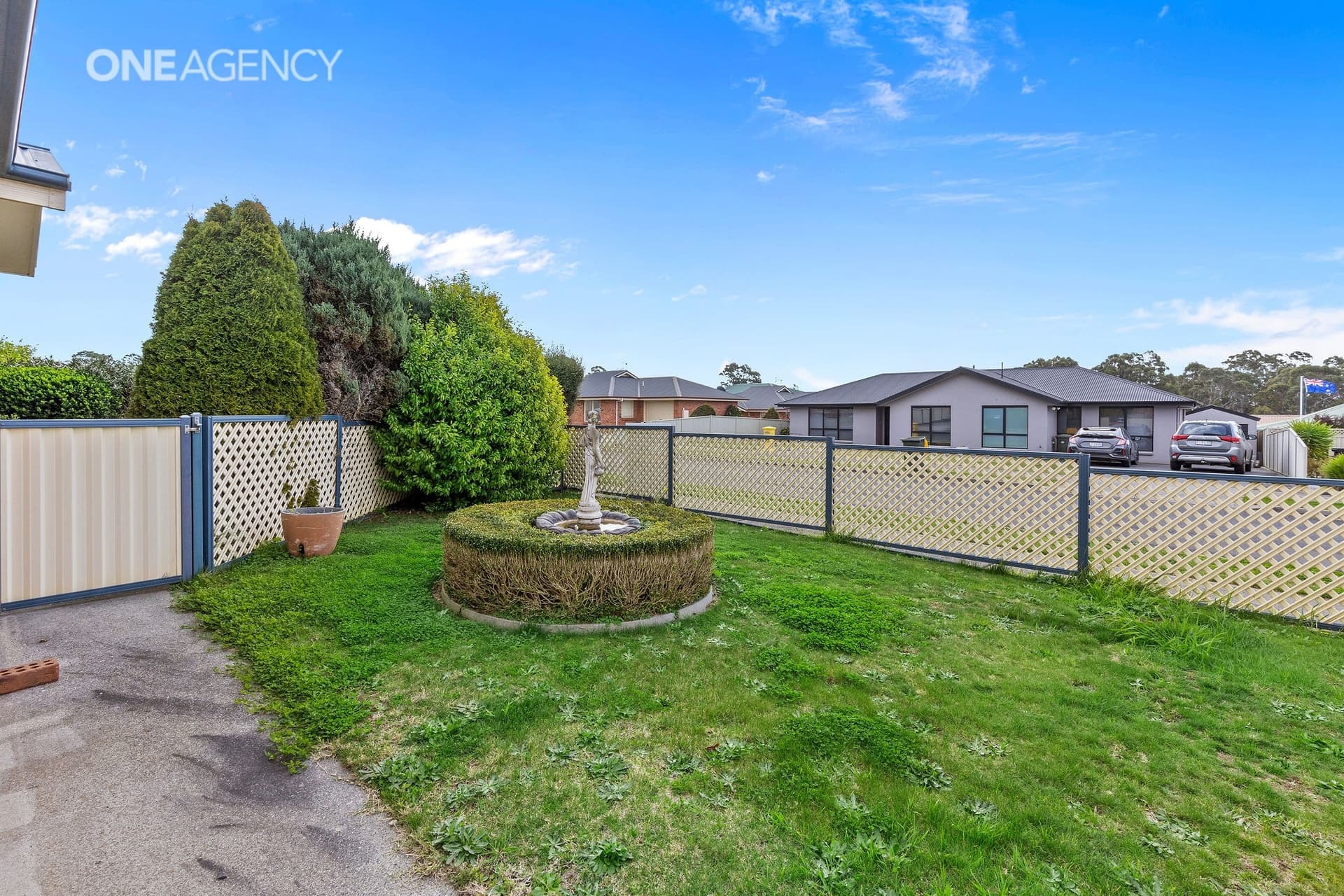 1/13 St Andrews Drive, Devonport, Devonport - Thumbnail 2