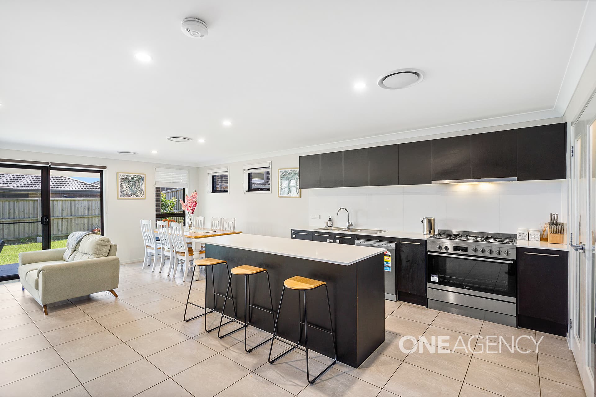 15 Bodalla Street, Tullimbar, Tullimbar - Thumbnail 2