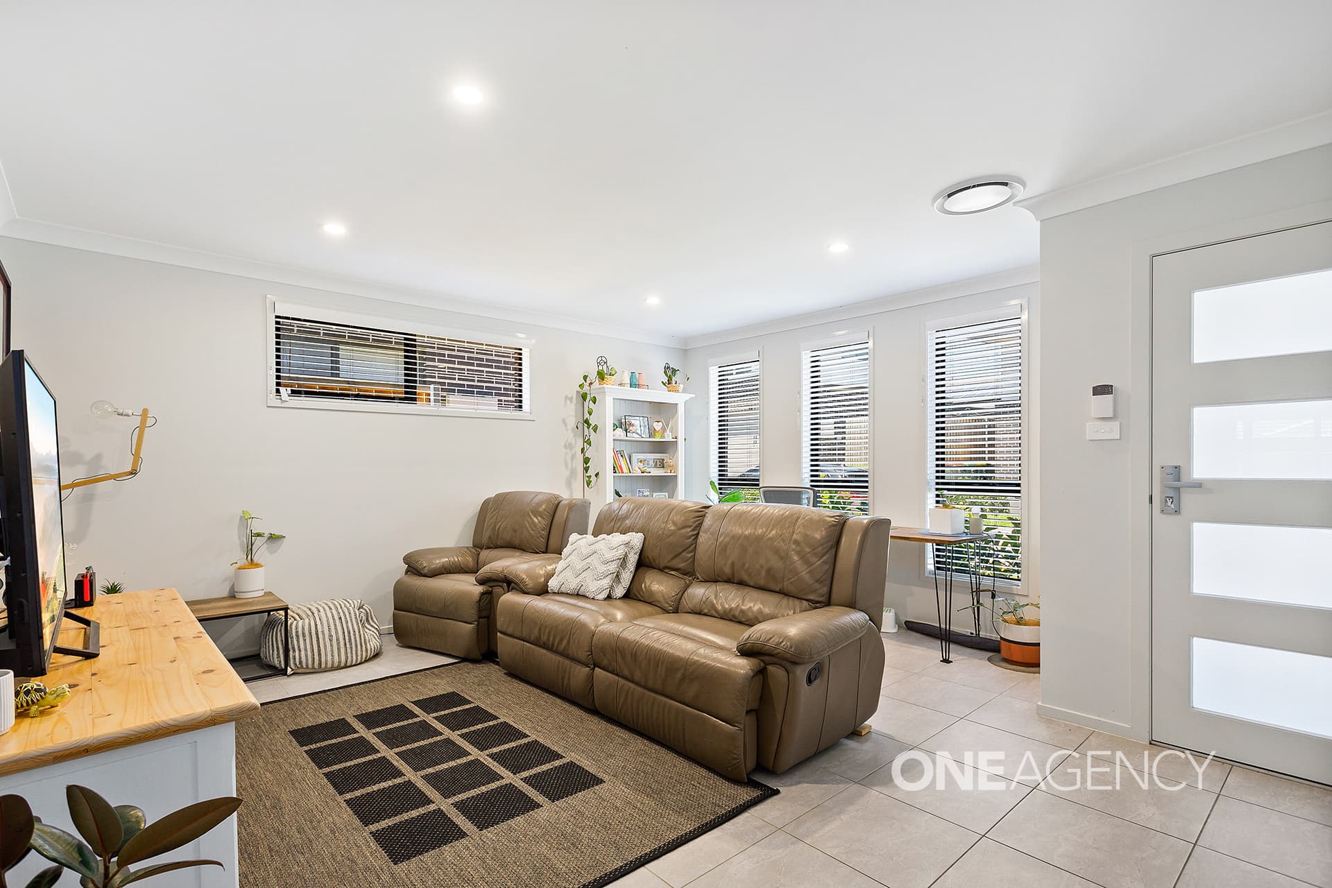 15 Bodalla Street, Tullimbar, Tullimbar - Thumbnail 4