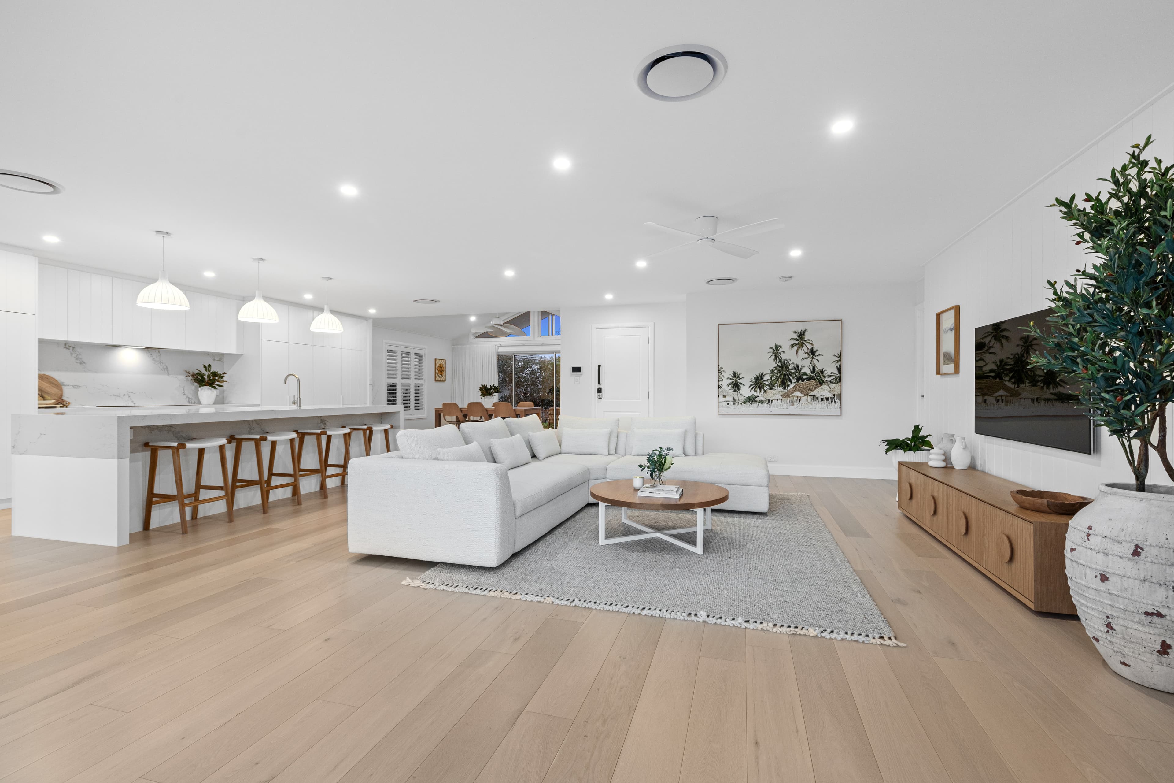 194 Acanthus Avenue, Burleigh Waters, Burleigh Waters - Thumbnail 7
