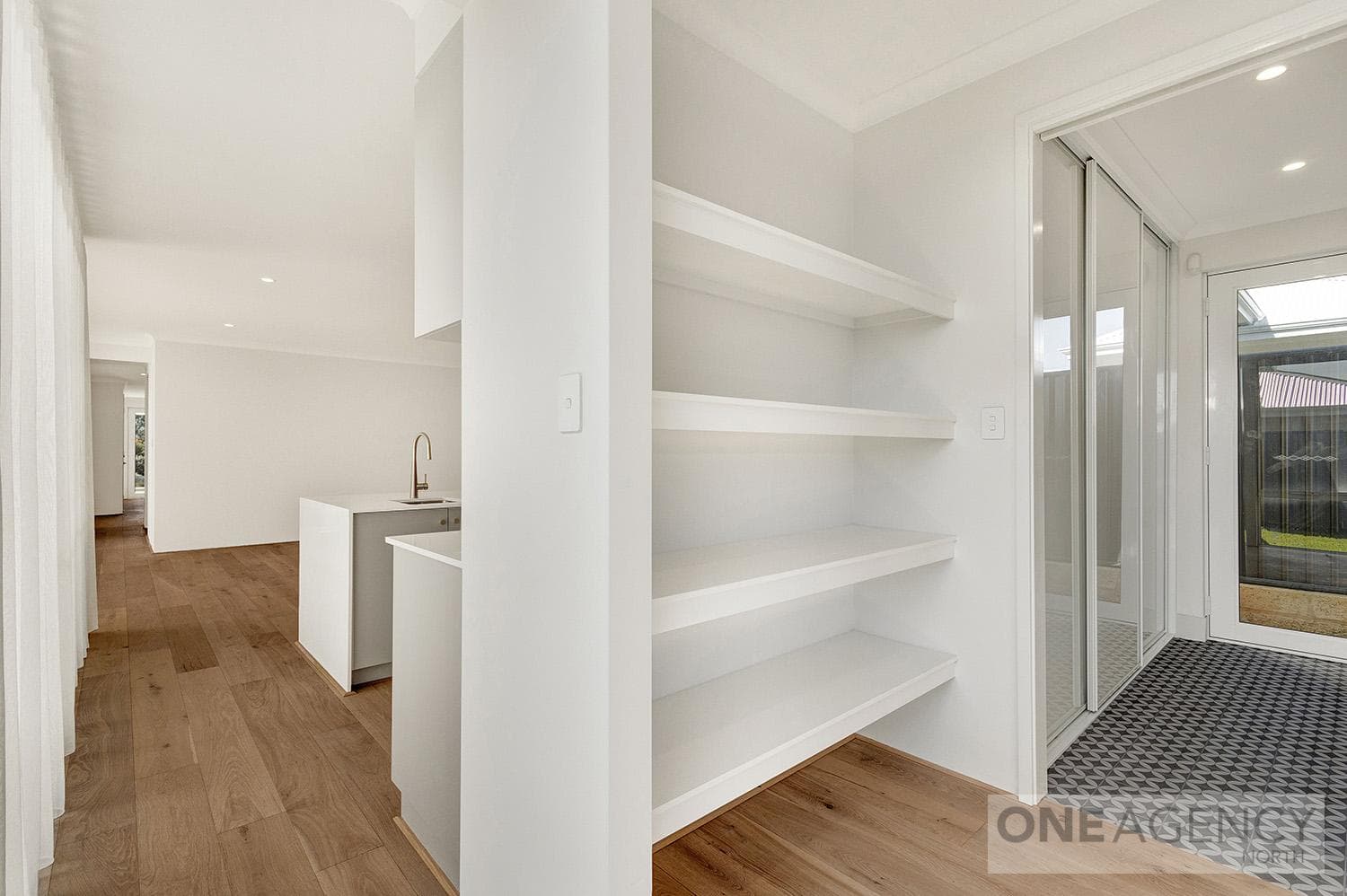 16 Beaumont Crescent, Mindarie, Mindarie - Thumbnail 6