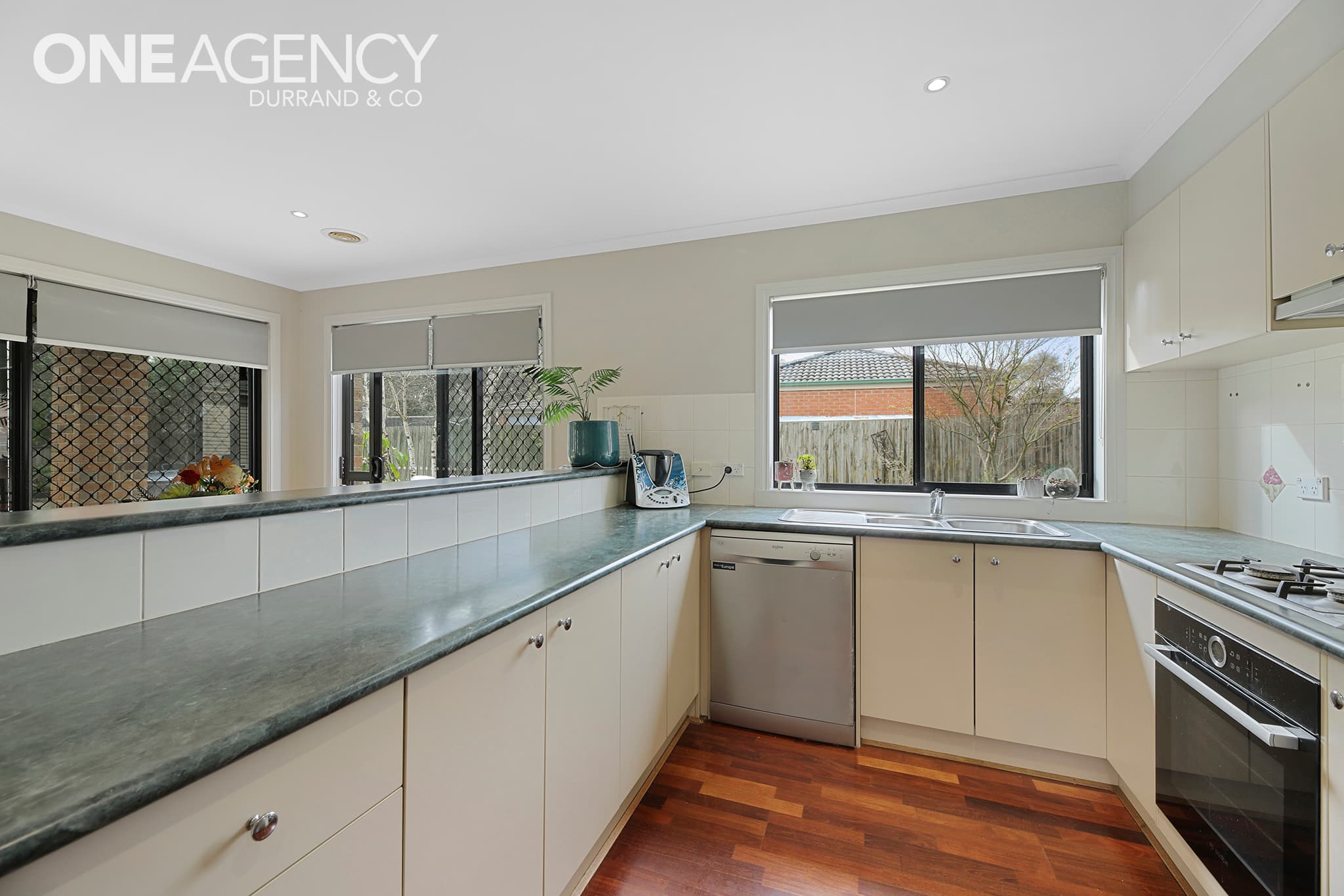 28 Orchard Court, Drouin, Drouin - Thumbnail 2