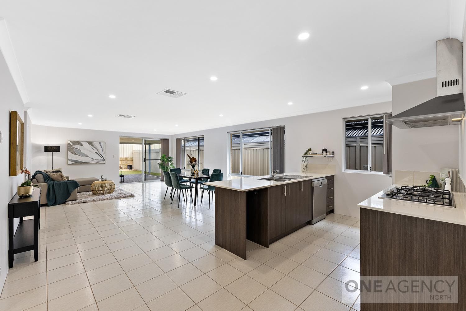 8 Pumice Place, Alexander Heights, Alexander Heights - Thumbnail 5
