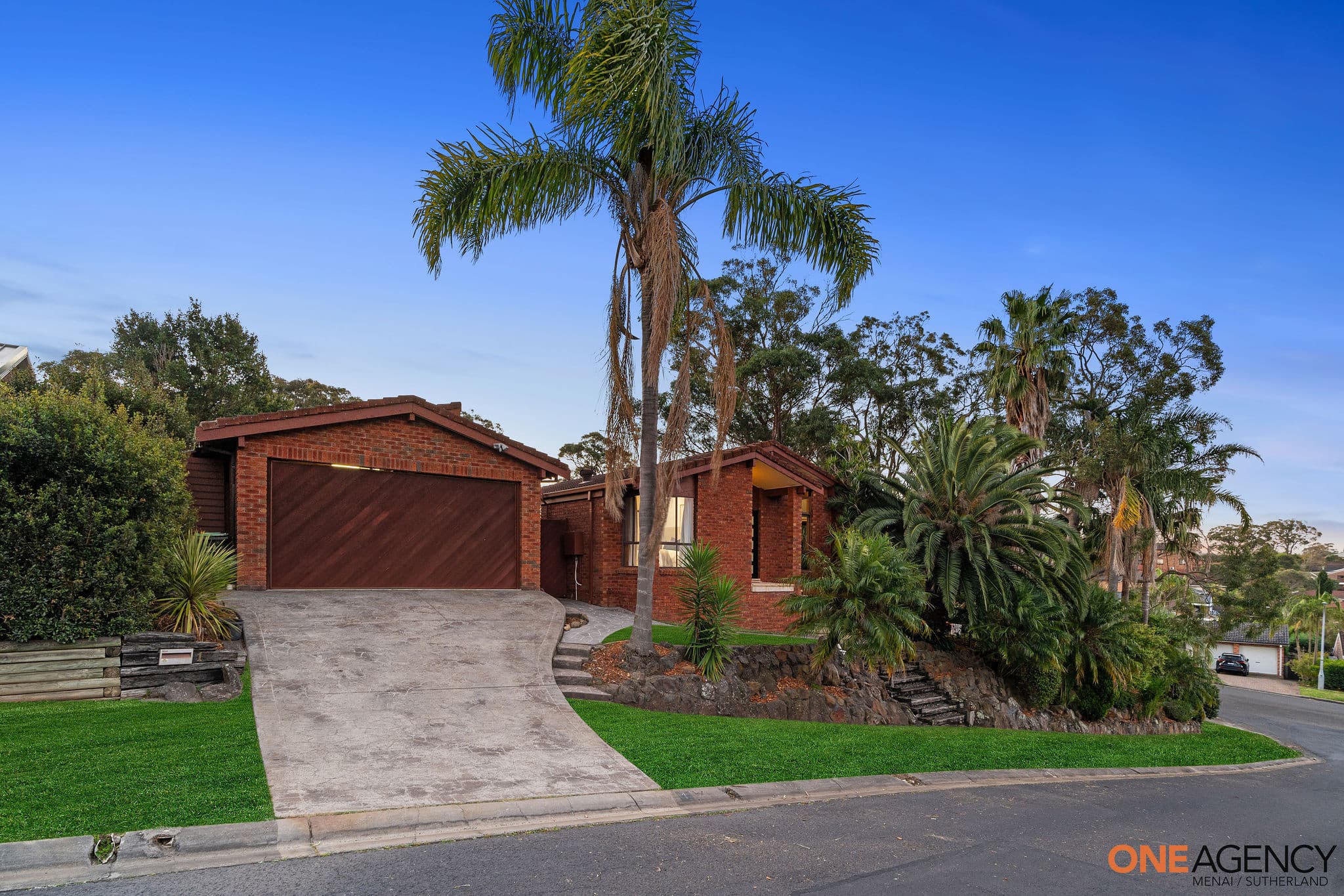 1 Lord Place, Barden Ridge, Barden Ridge - Image 1
