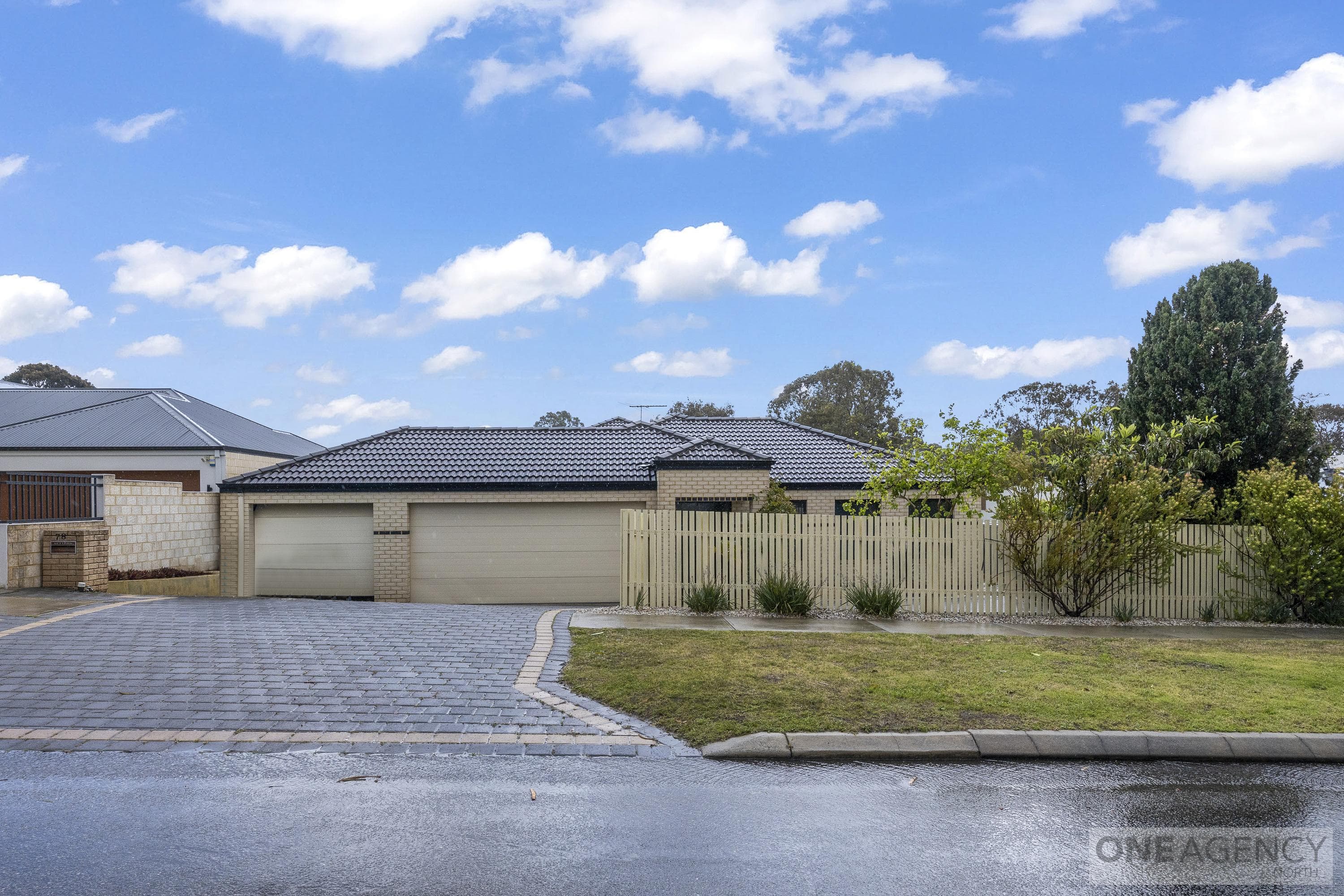 78 Rosewood Avenue, Woodlands, Woodlands - Thumbnail 2