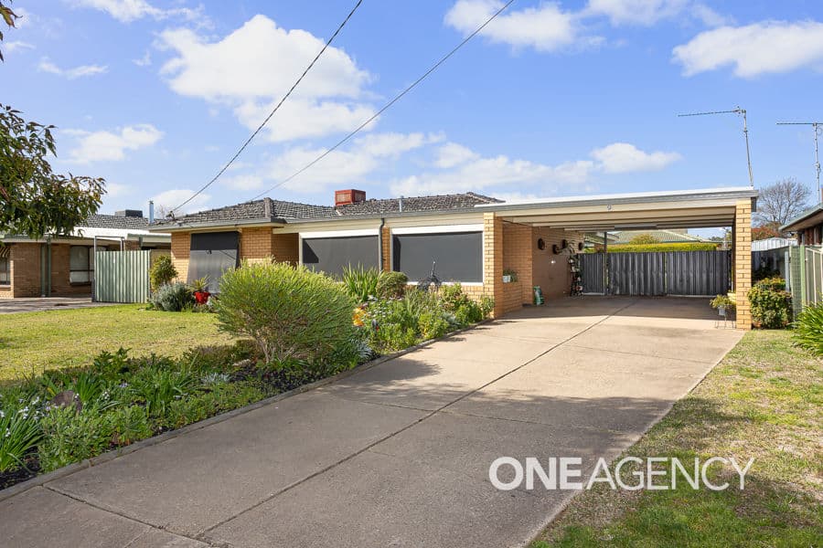 9 MAIN Street, Lake Albert, Lake Albert - Thumbnail 2