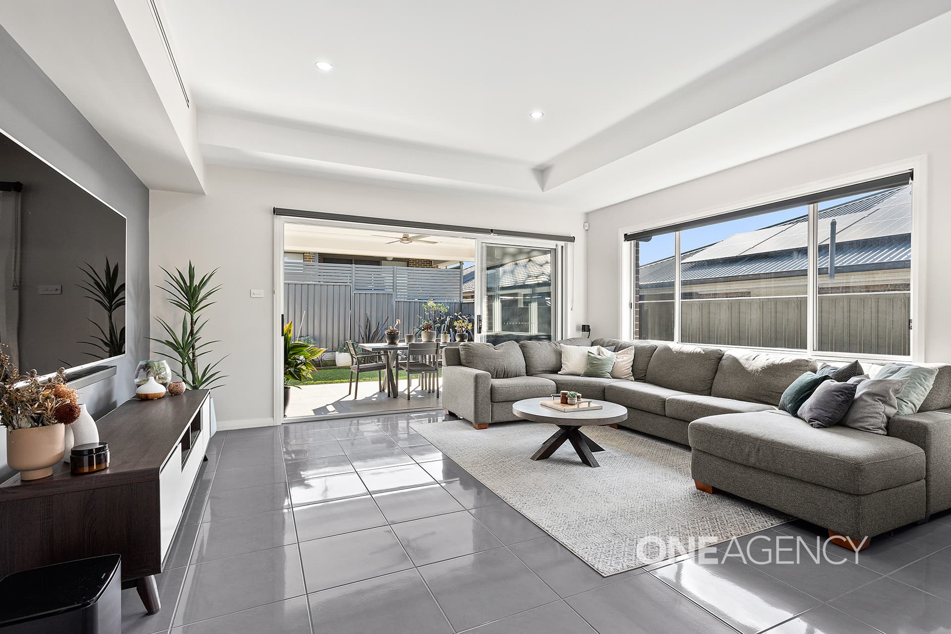 9 Violet Boulevard, Calderwood, Calderwood - Thumbnail 8