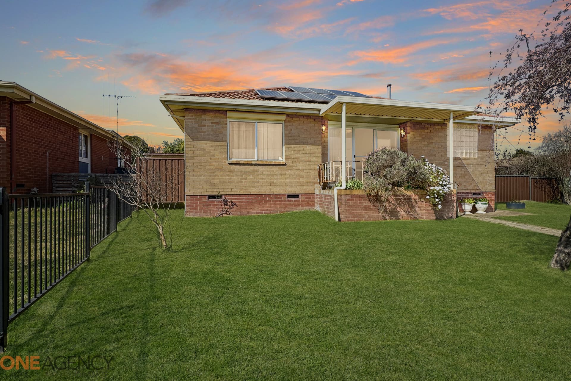 76 Adina Crescent, Orange, Orange - Image 1