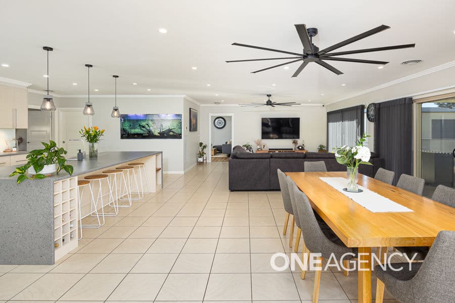 16 OLEARIA Place, Lake Albert, Lake Albert - Thumbnail 2