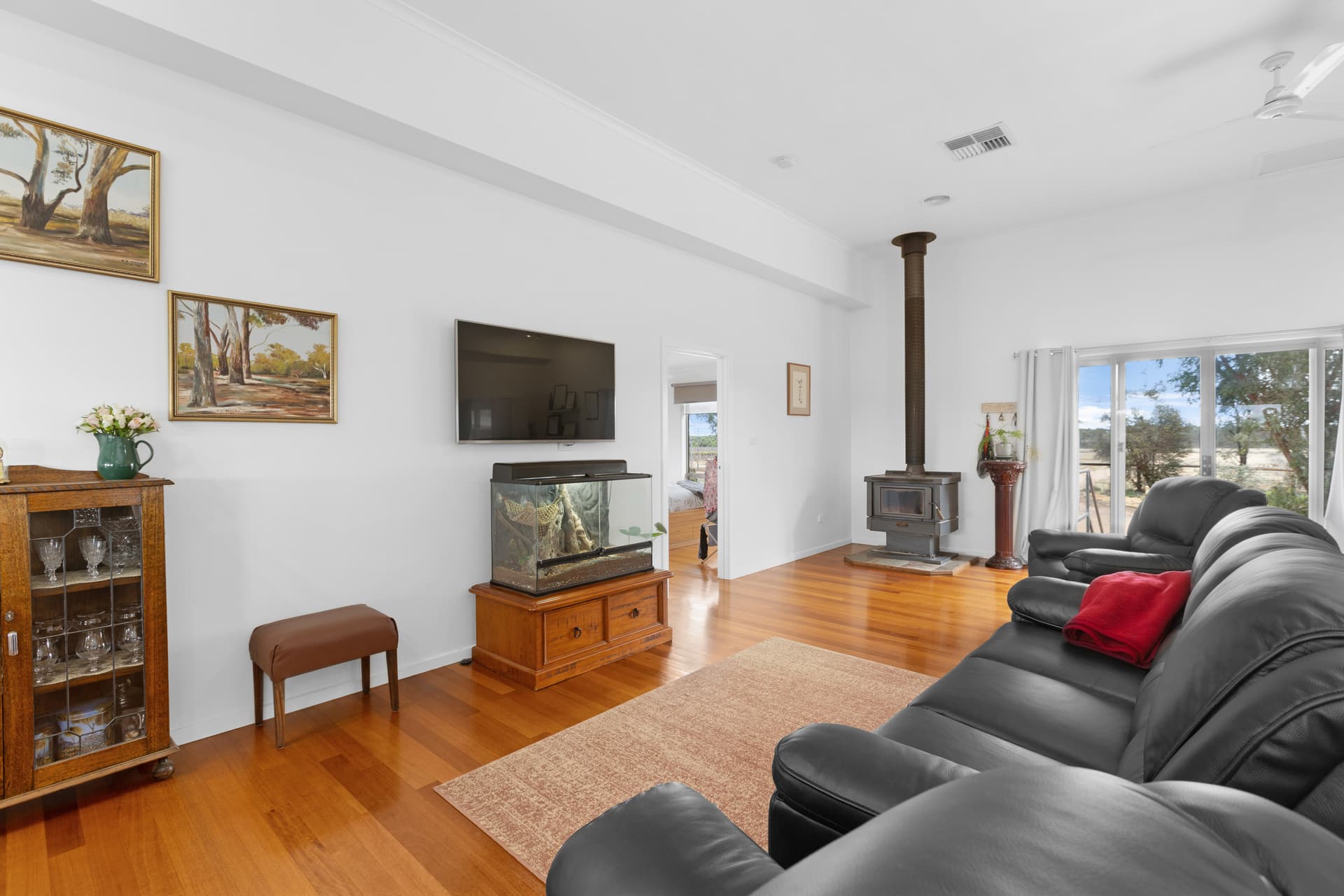 Lot 1 88 Alfred Elms Road, Trentham Cliffs, Trentham Cliffs - Thumbnail 4