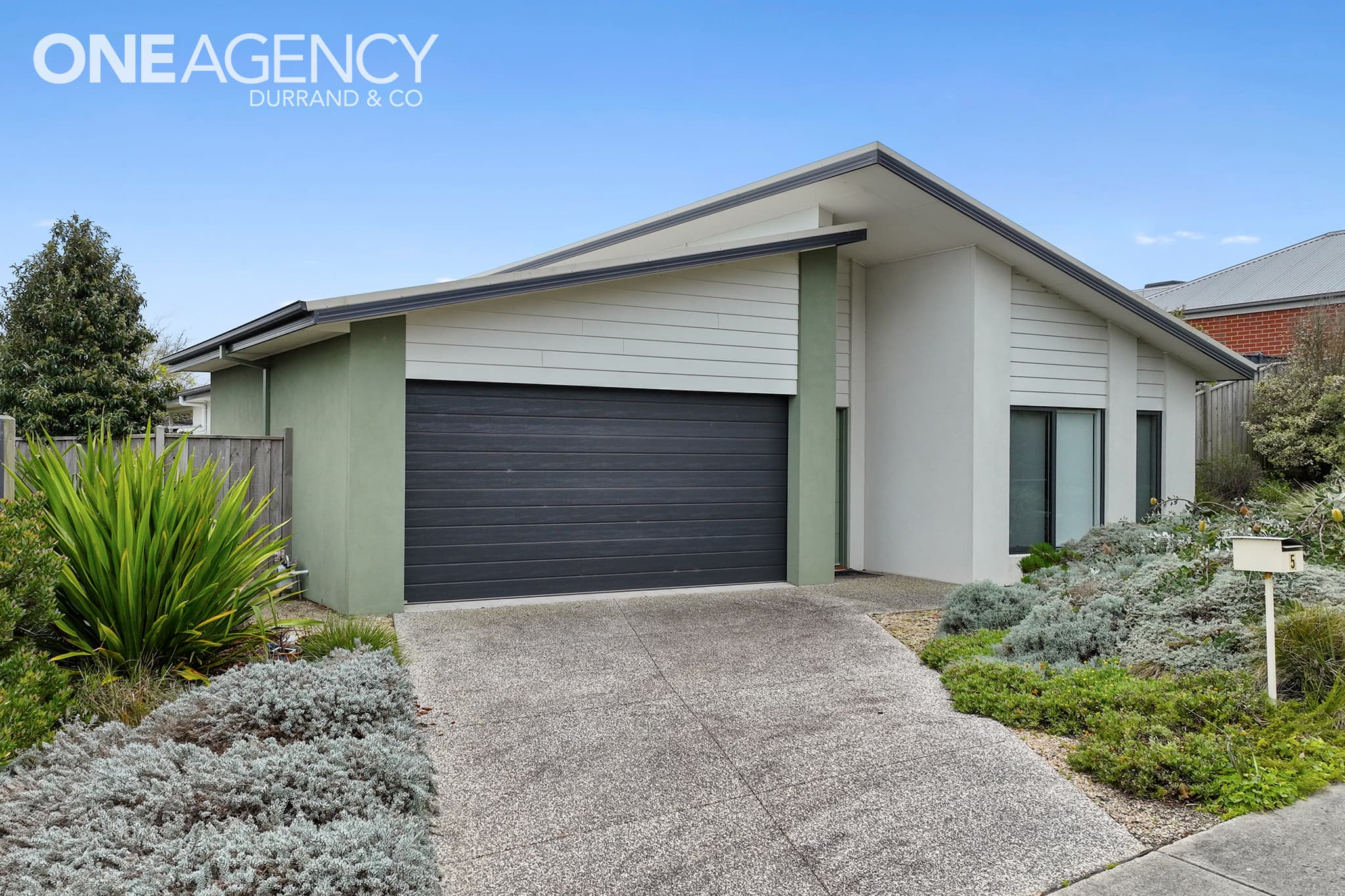 5 Tara Grove, Drouin, Drouin - Thumbnail 2