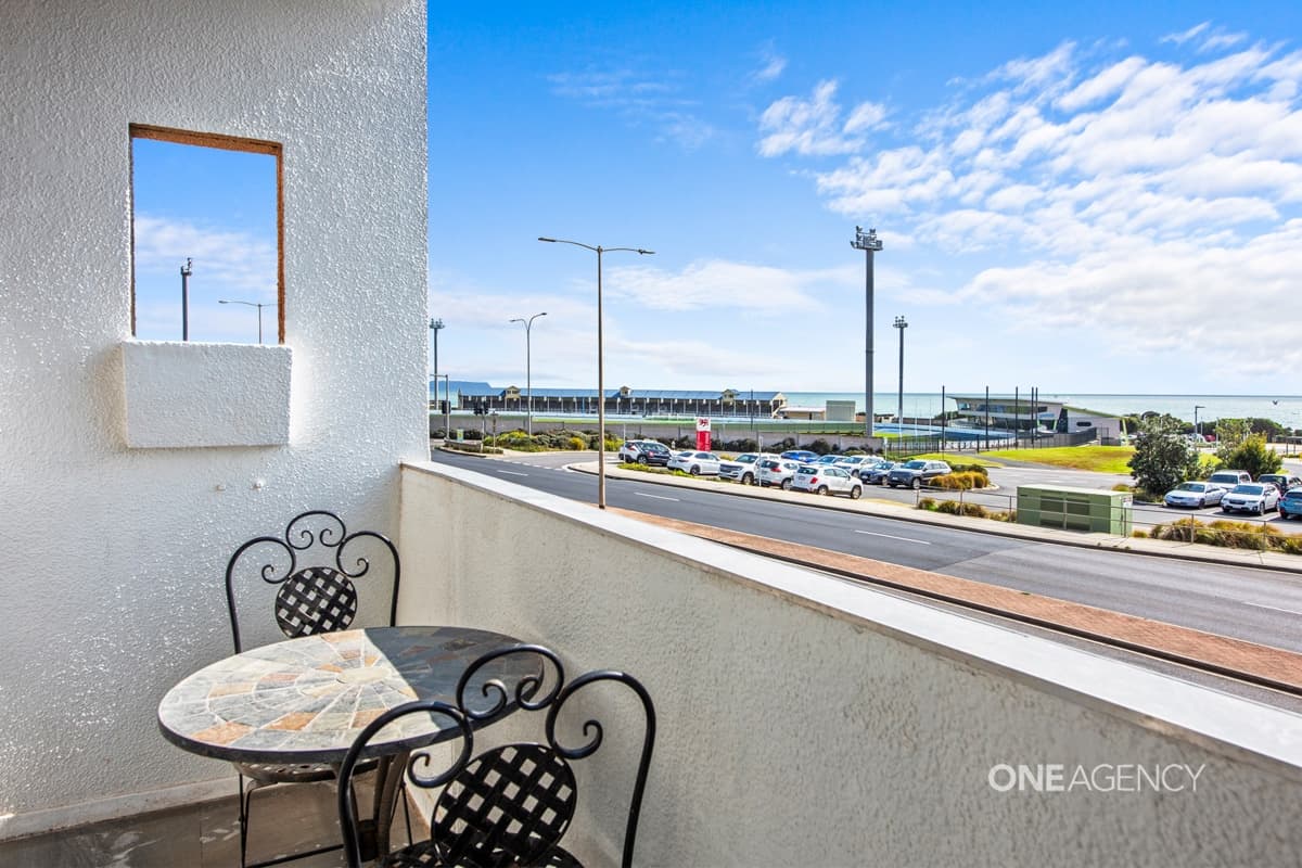 10/47 North Terrace, Burnie, Burnie - Thumbnail 2