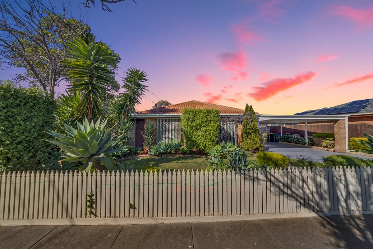 31 Shane Avenue, Seabrook, Seabrook - Thumbnail 2