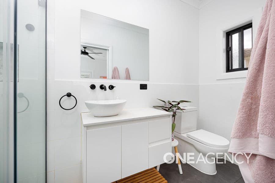 15 BANKS Avenue, Kooringal, Kooringal - Thumbnail 7