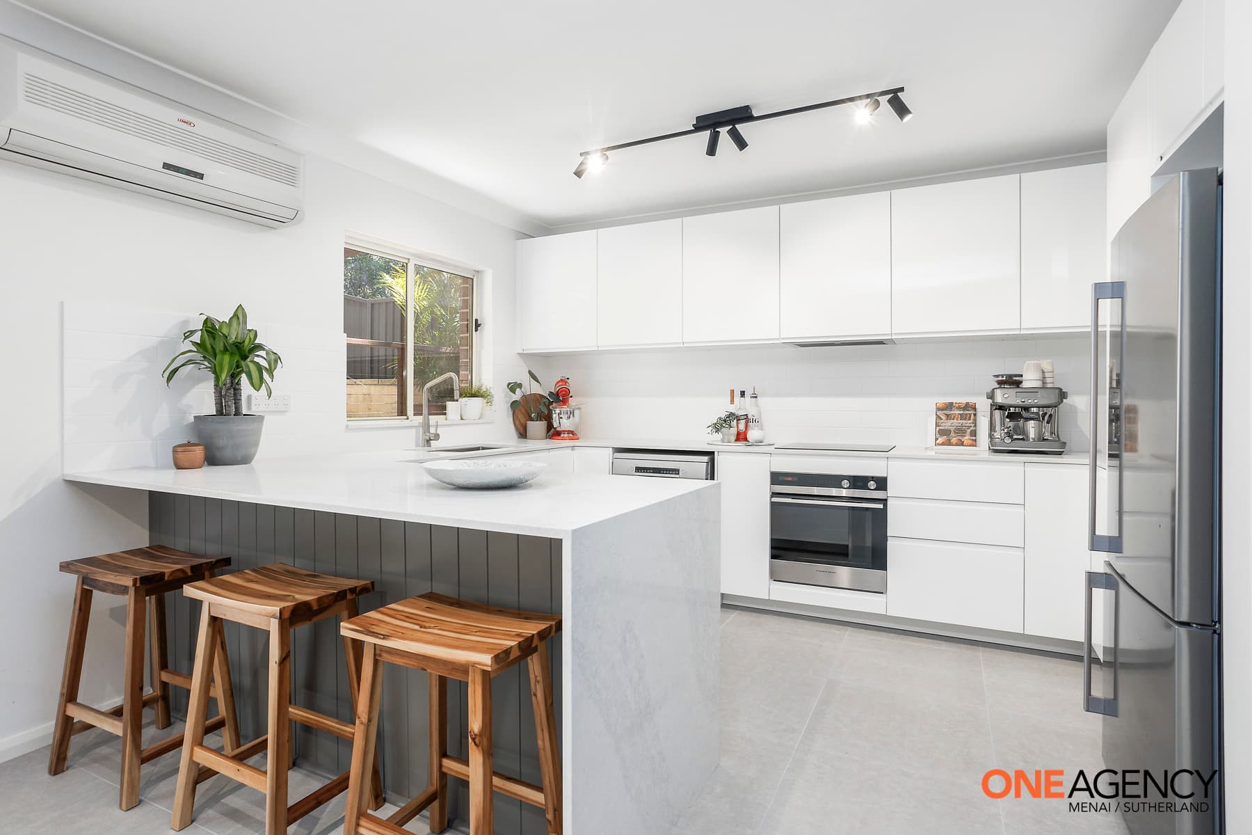 11/2A Charlotte Place, Illawong, Illawong - Thumbnail 4