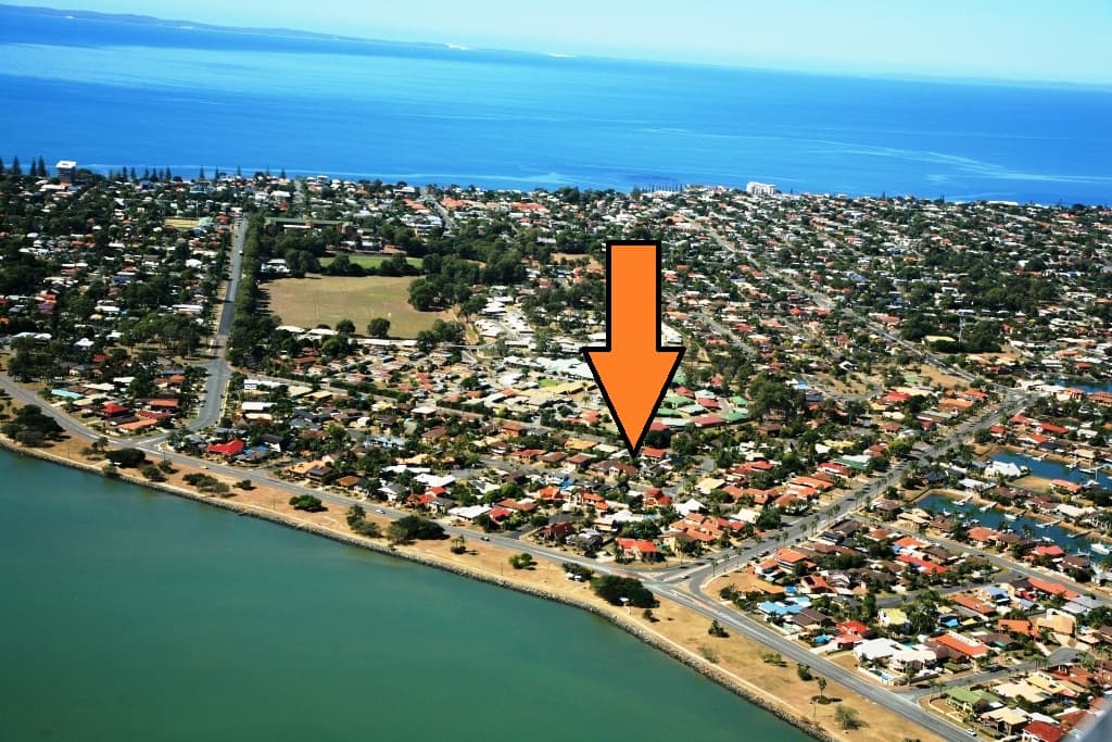 7 Oyster Point Esplanade, Newport, Newport - Image 1
