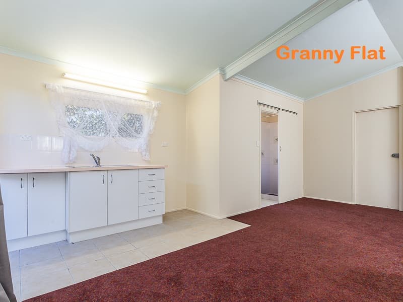 7 Oyster Point Esplanade, Newport, Newport - Thumbnail 4