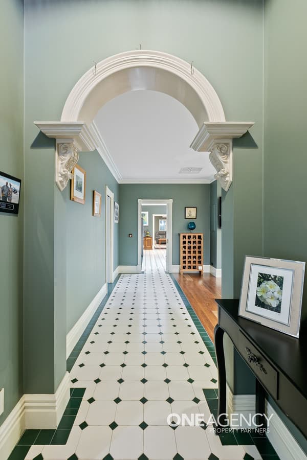 14 John Lecky Road, Seabrook, Seabrook - Thumbnail 2