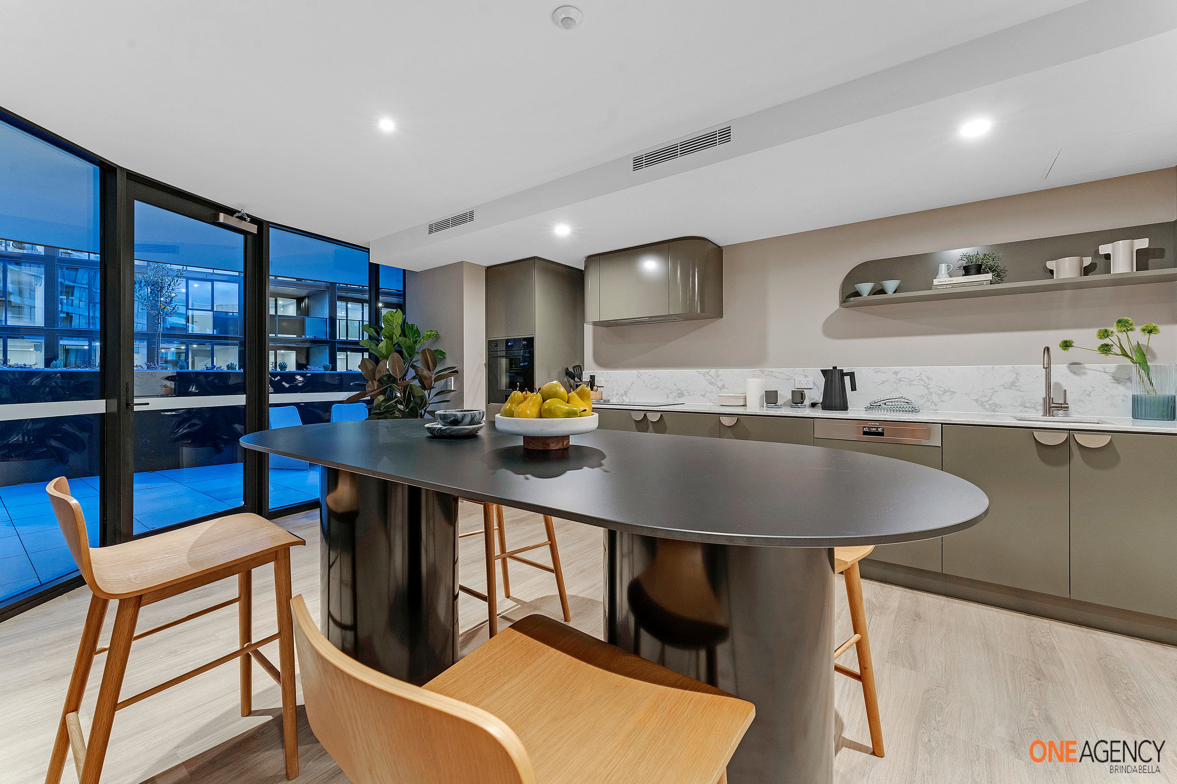 912/4 Furzer Street, Phillip, Phillip - Thumbnail 4