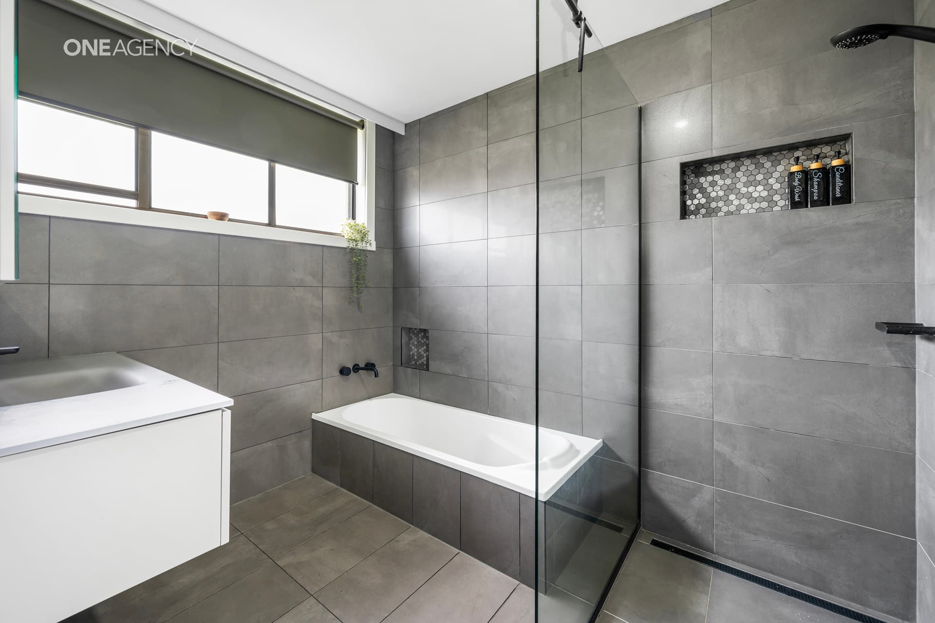 36 Lyons Avenue, Miandetta, Miandetta - Thumbnail 8