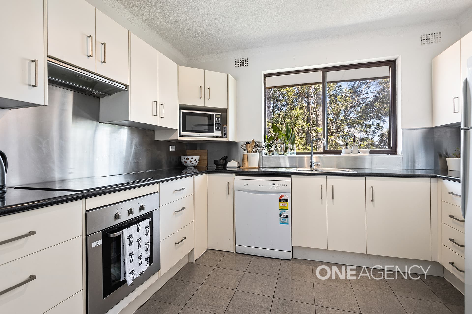 11/30 Kembla Street, Wollongong, Wollongong - Thumbnail 3
