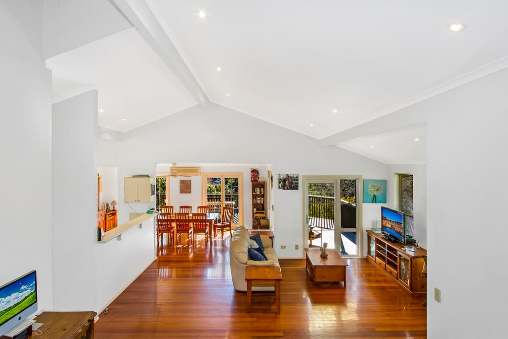 2 Narelle Close, Lisarow, Lisarow - Thumbnail 2